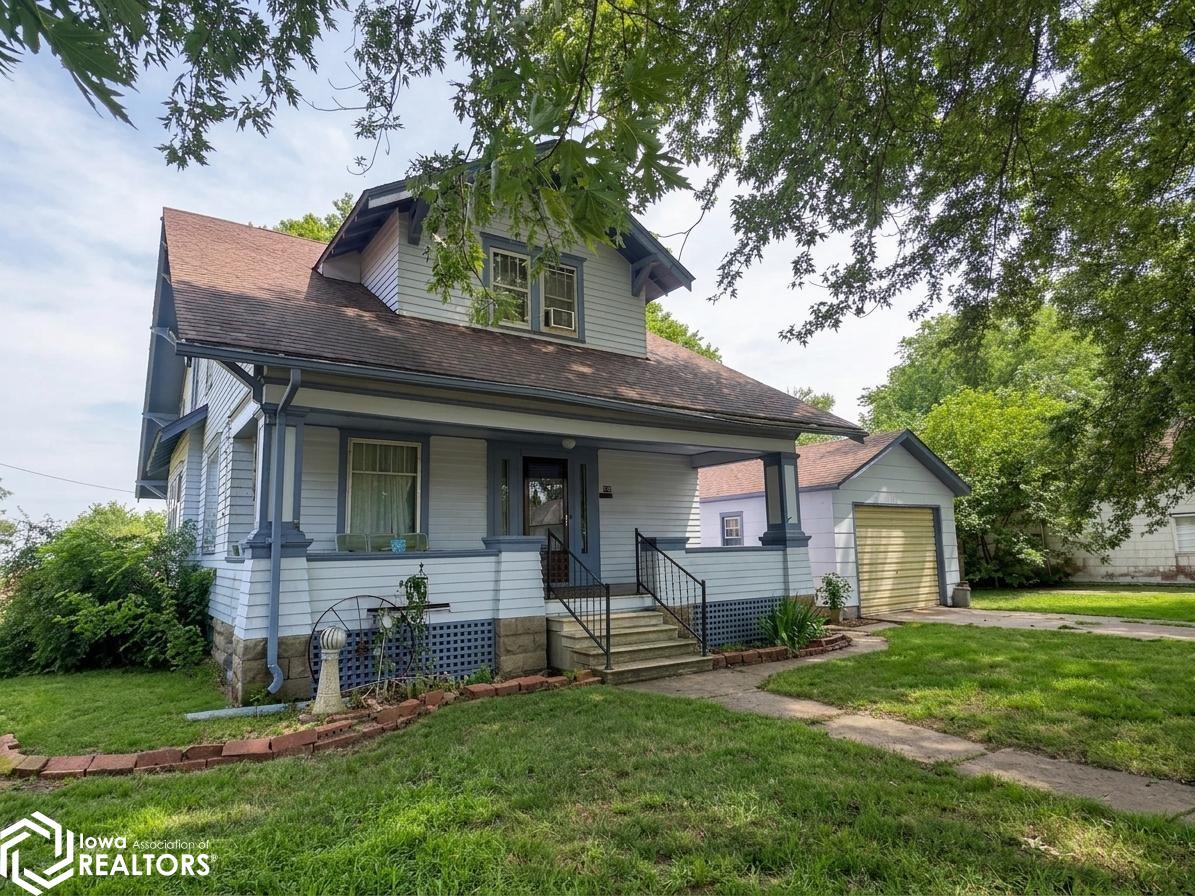 400 Adams Street — photo