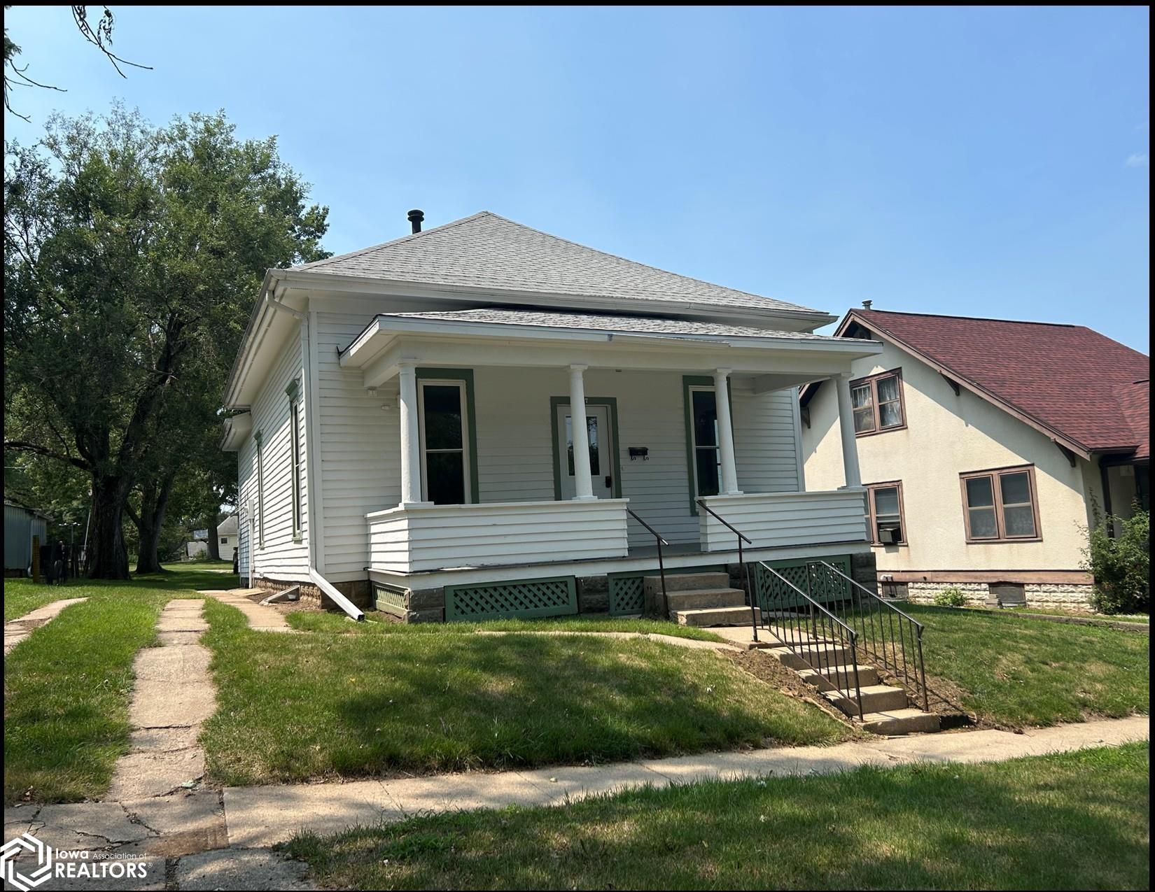 507 Birch Street — photo