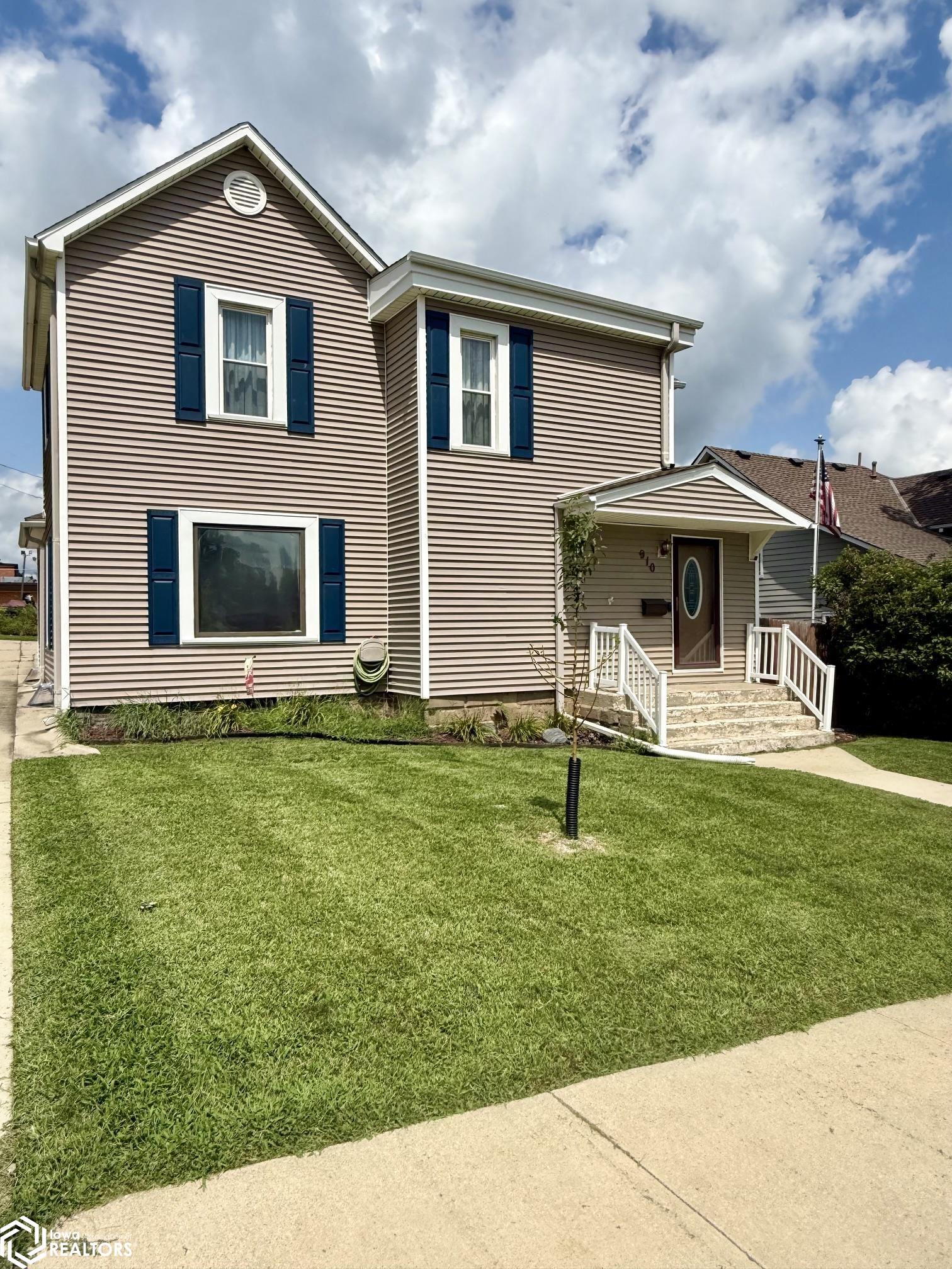 910 Edgington Avenue, Eldora, IA 50627 — photo 2