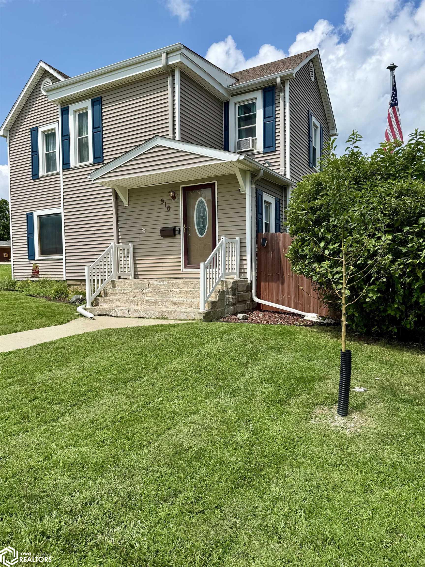910 Edgington Avenue, Eldora, IA 50627 — photo 3