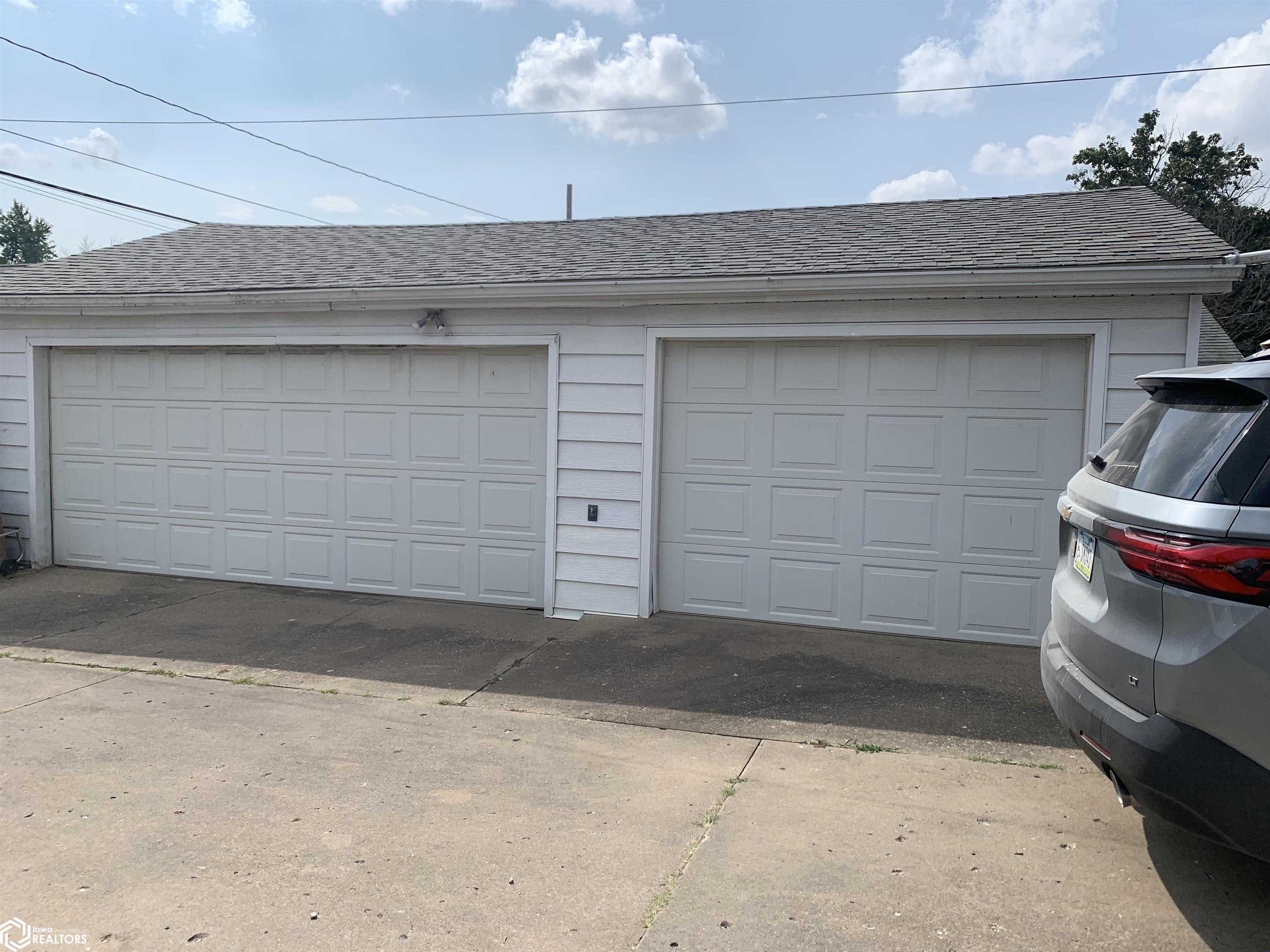 410 W Main Street — photo
