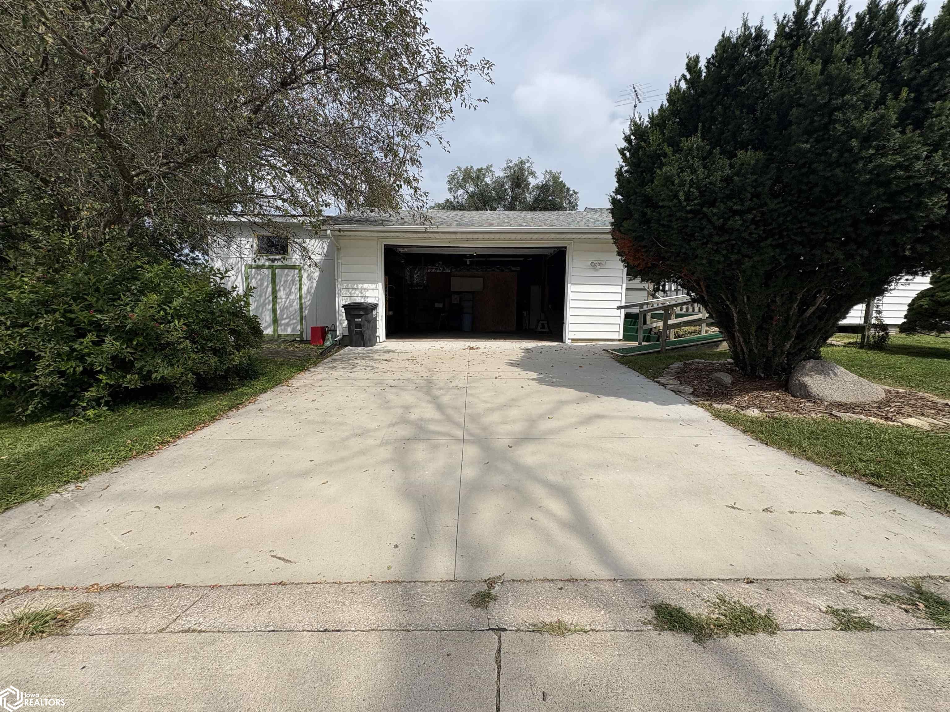 1504 9th Avenue, Eldora, IA 50627 — photo 3