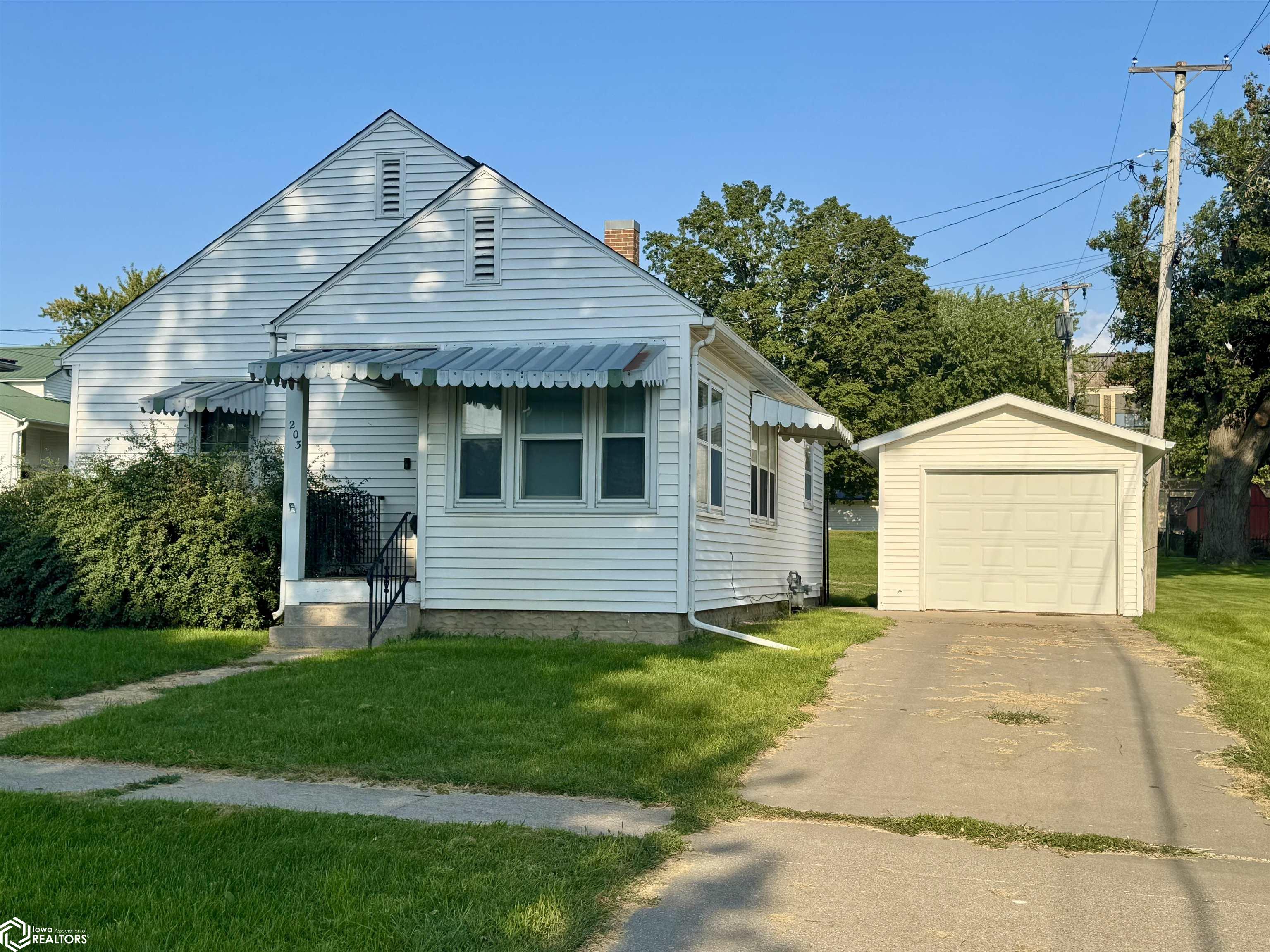 203 S Church Street — photo