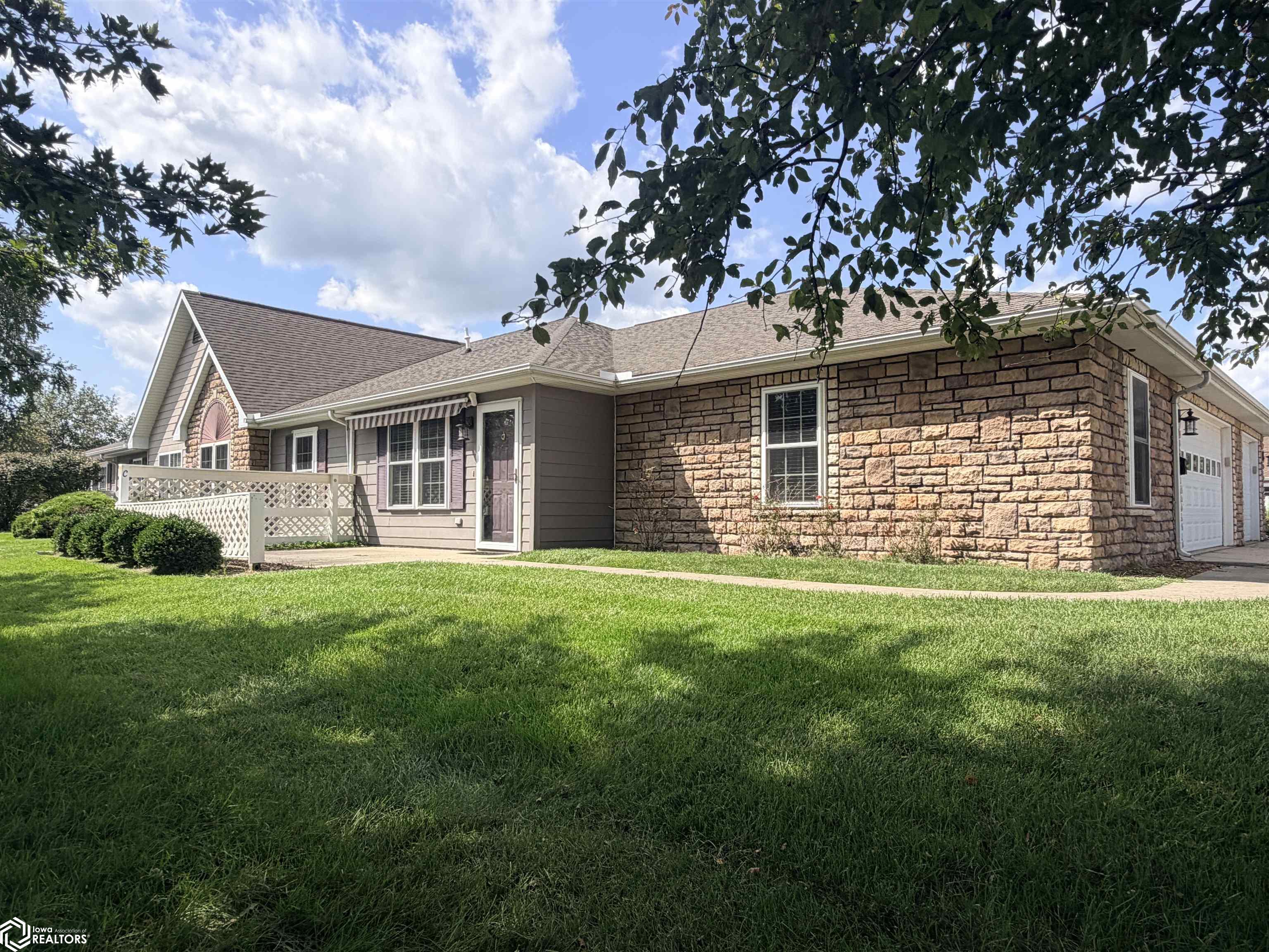 204 Southgate Circle C — photo