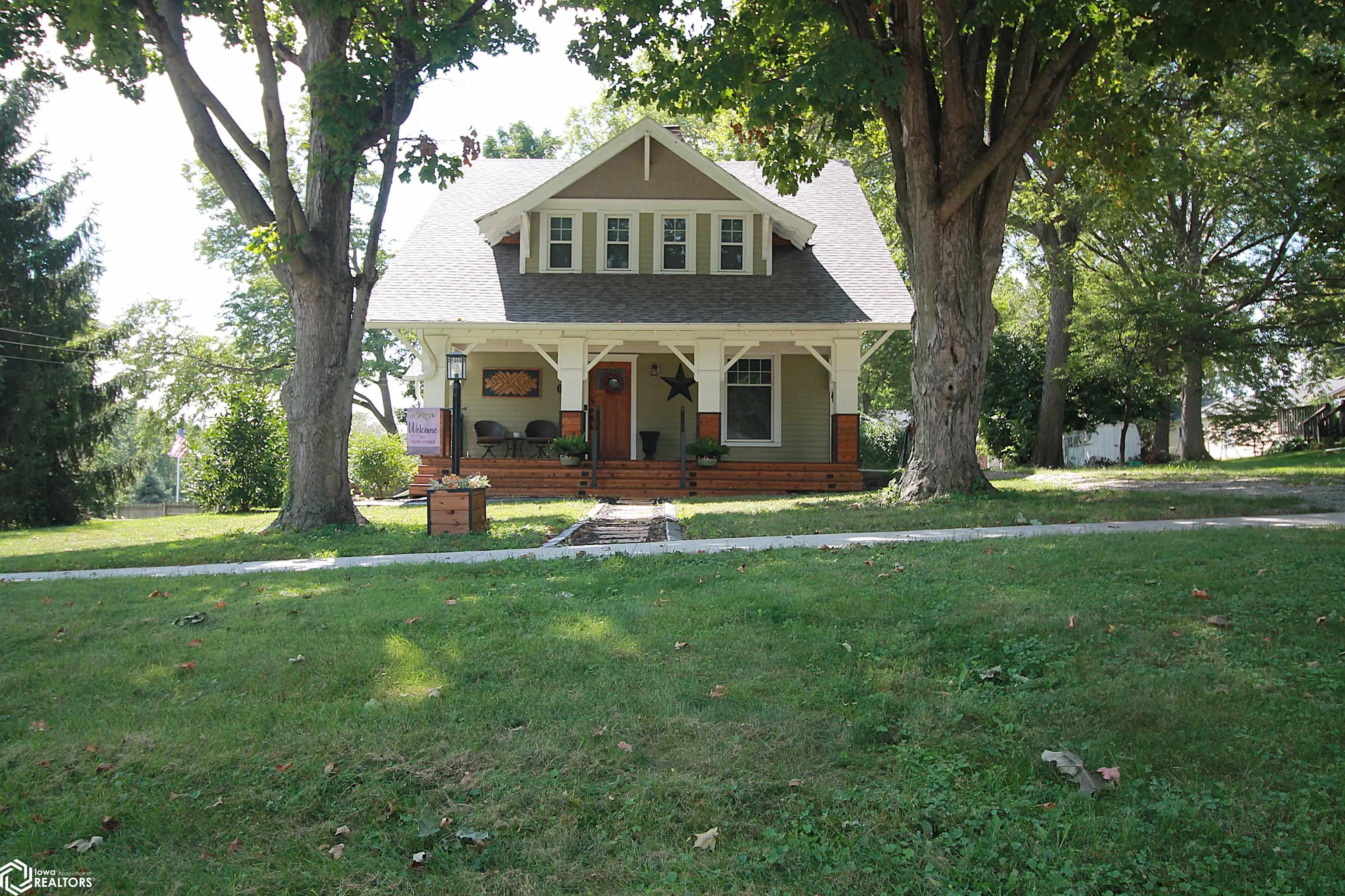 608 W Main Street — photo