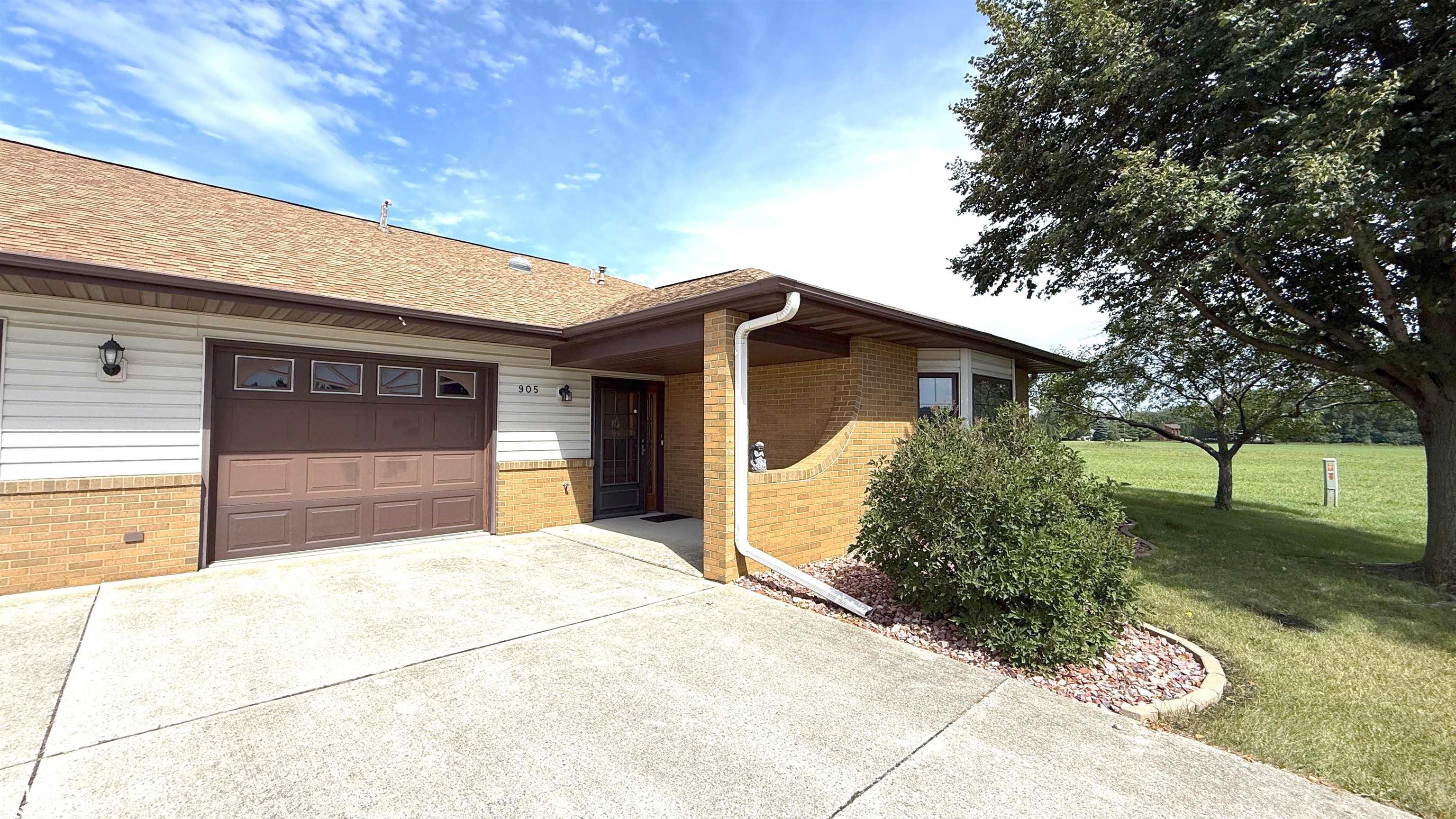 905 Briarcliff Circle — photo