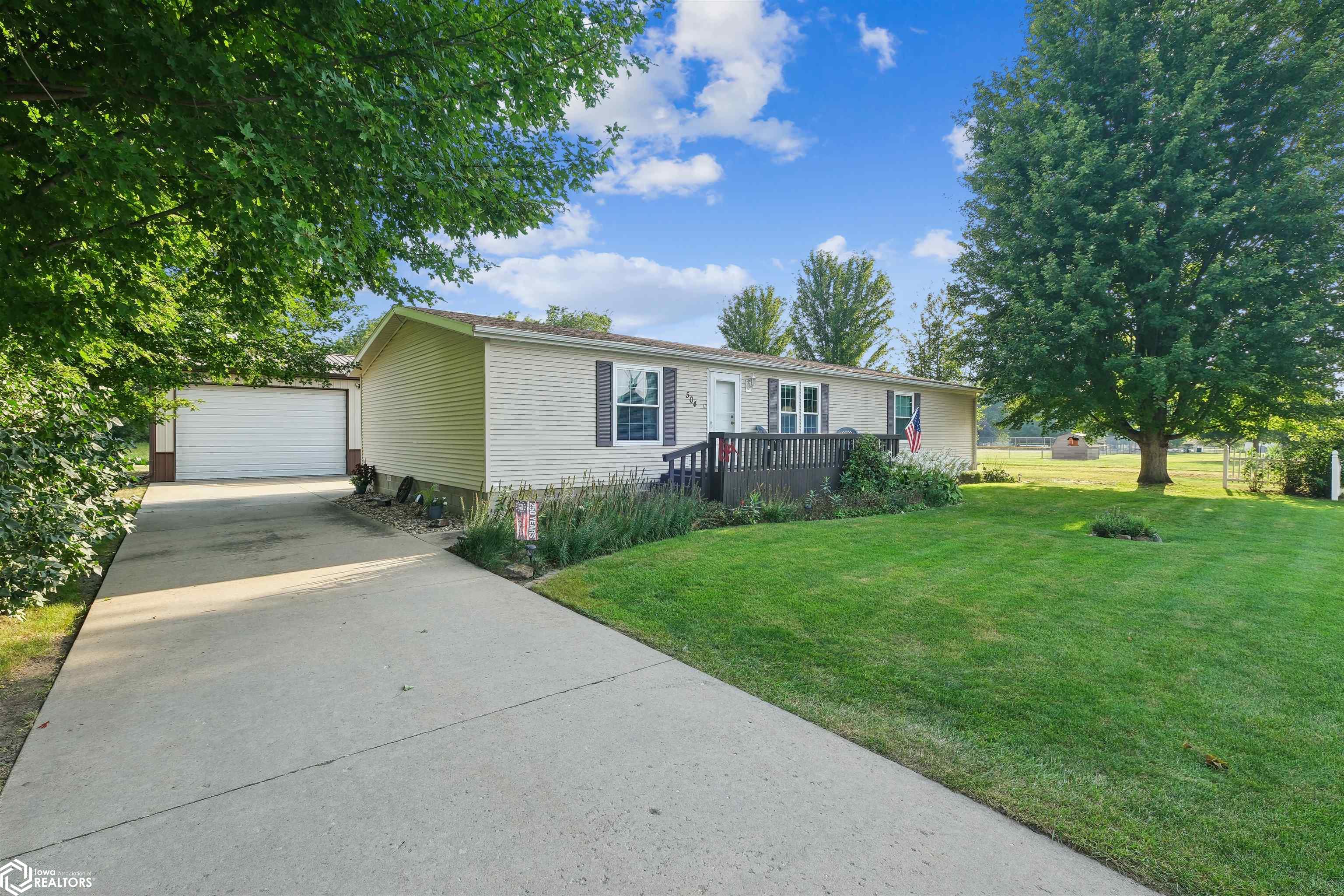 504 Owen Street — photo