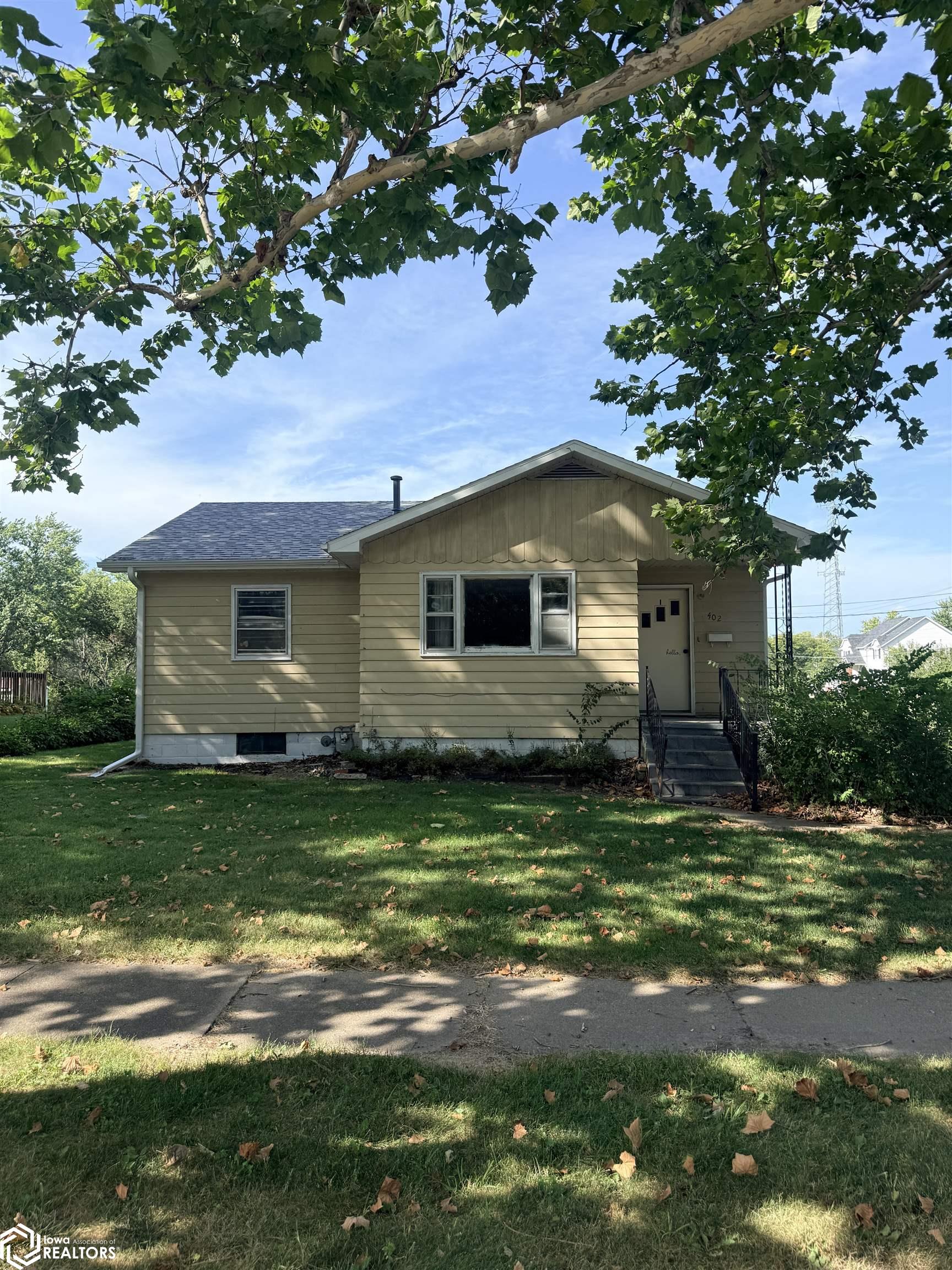 402 W Pleasant Valley Street — photo