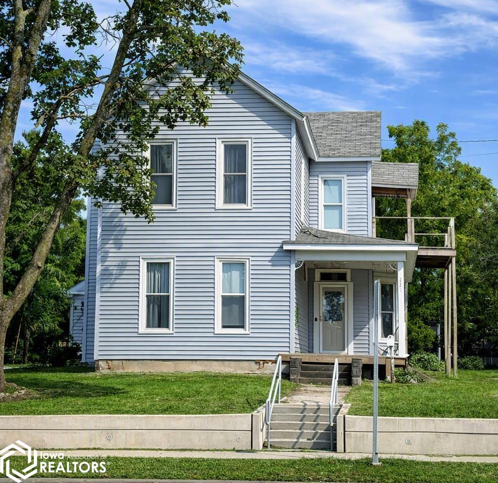 221 E Mclane Street — photo