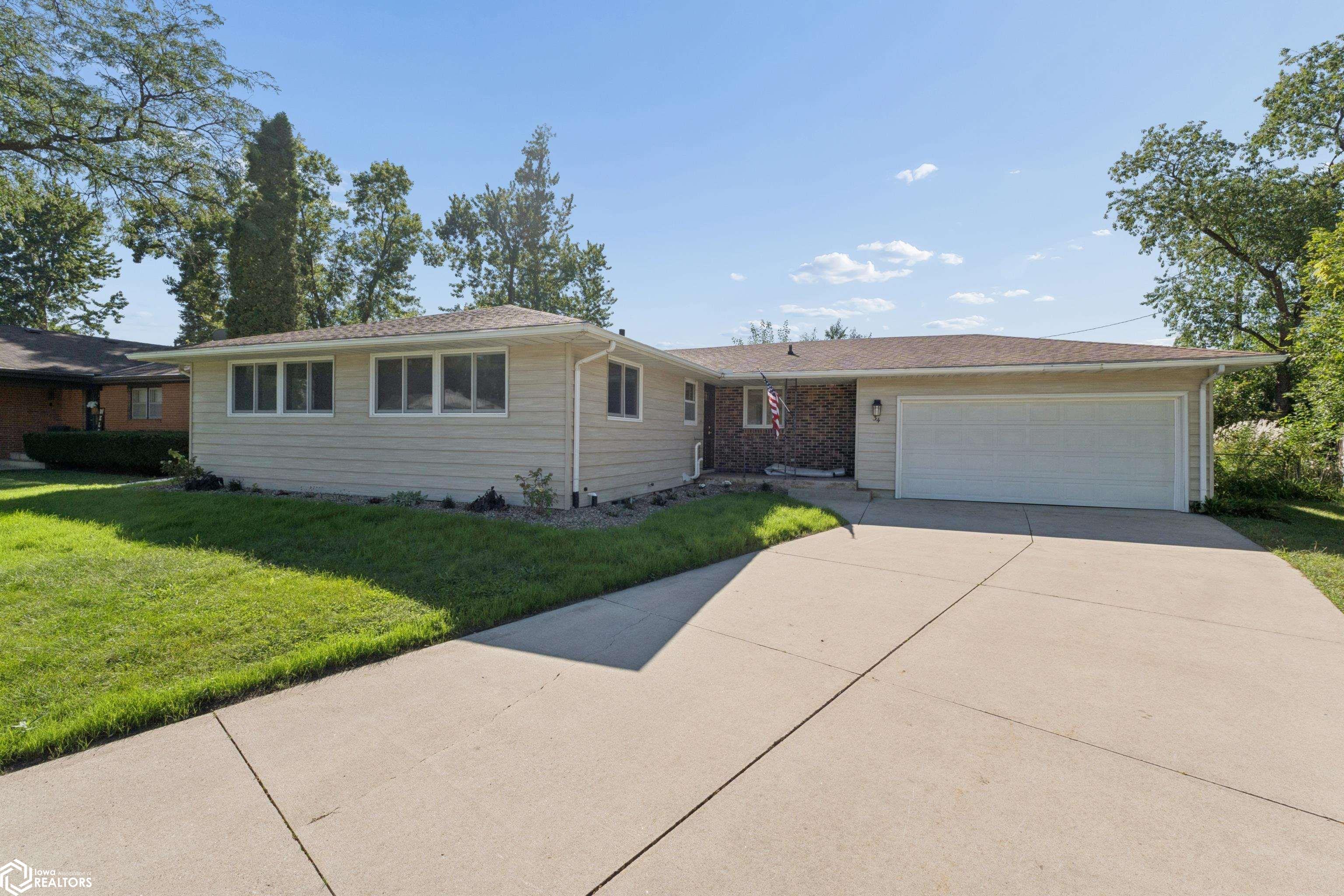 34 Winnebago Court — photo