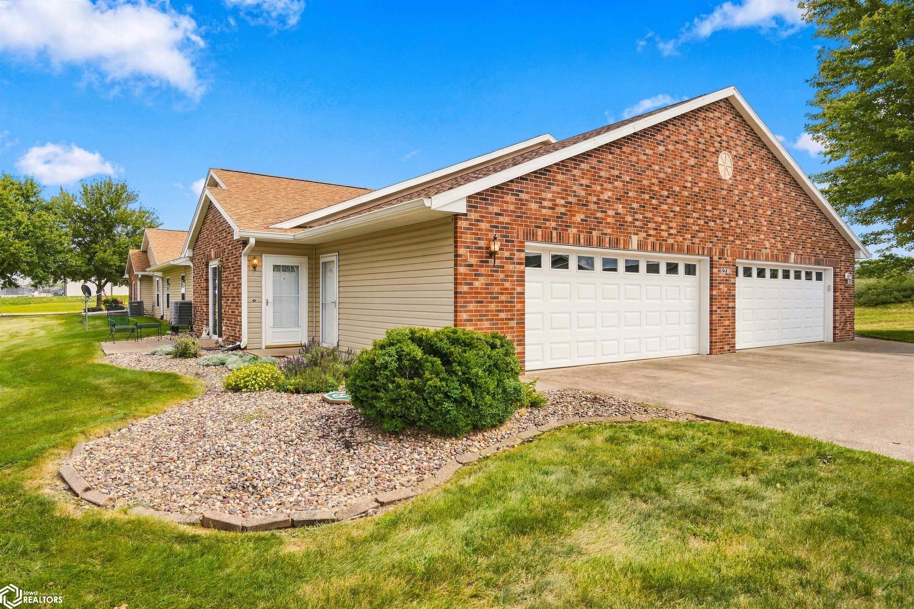 628 Layne Drive 1 — photo