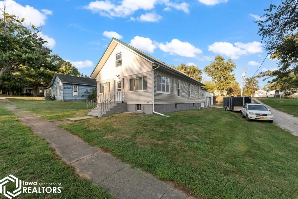 403 S Madison Street — photo