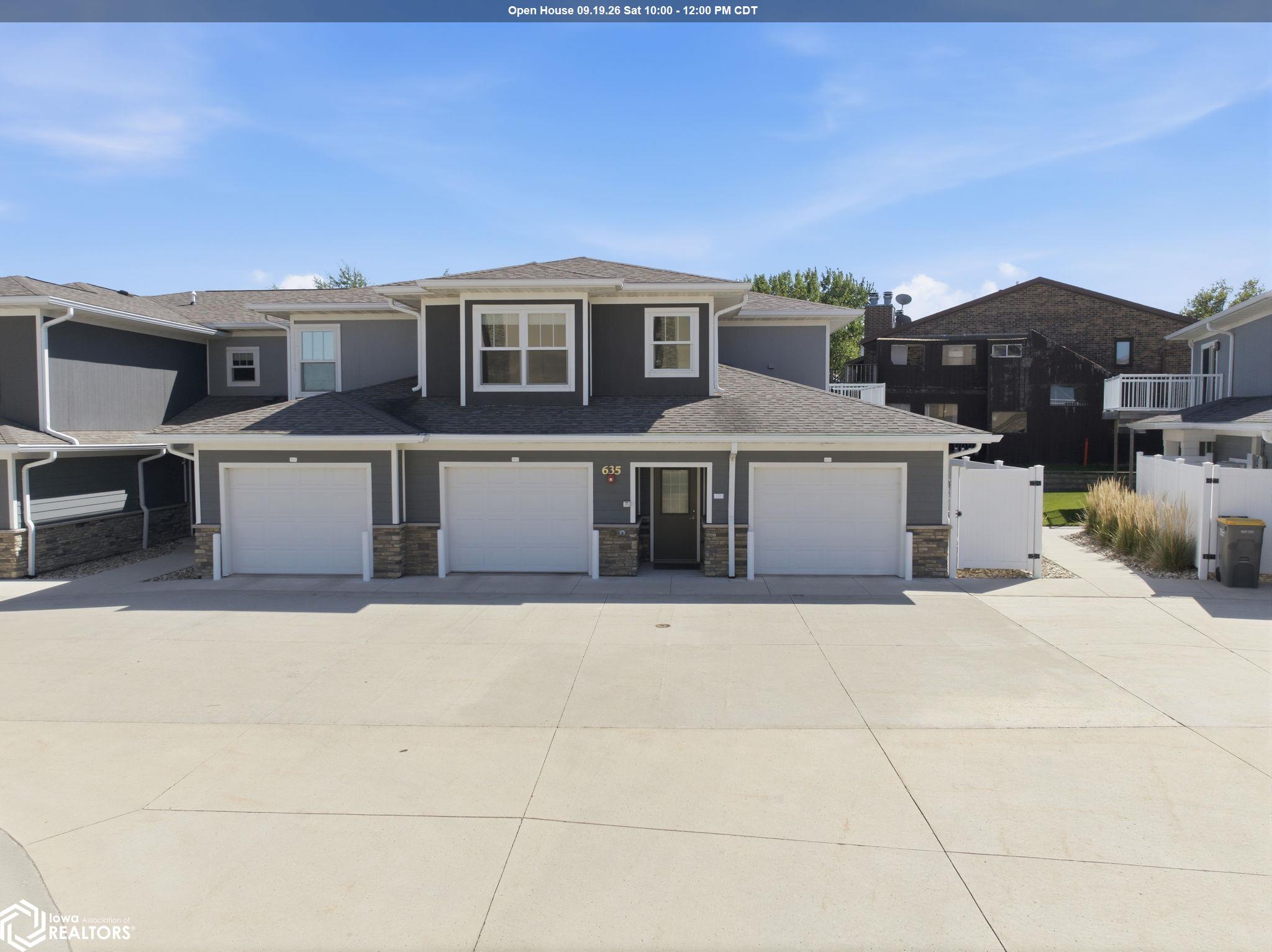 635 Briarstone Dr #10 — photo
