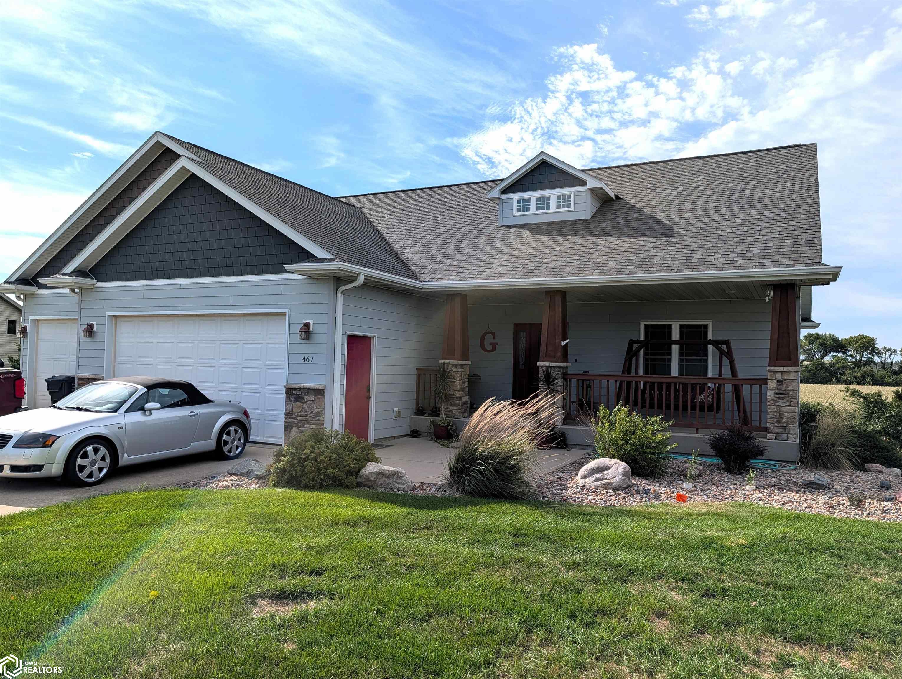 467 Pin Oak Drive — photo