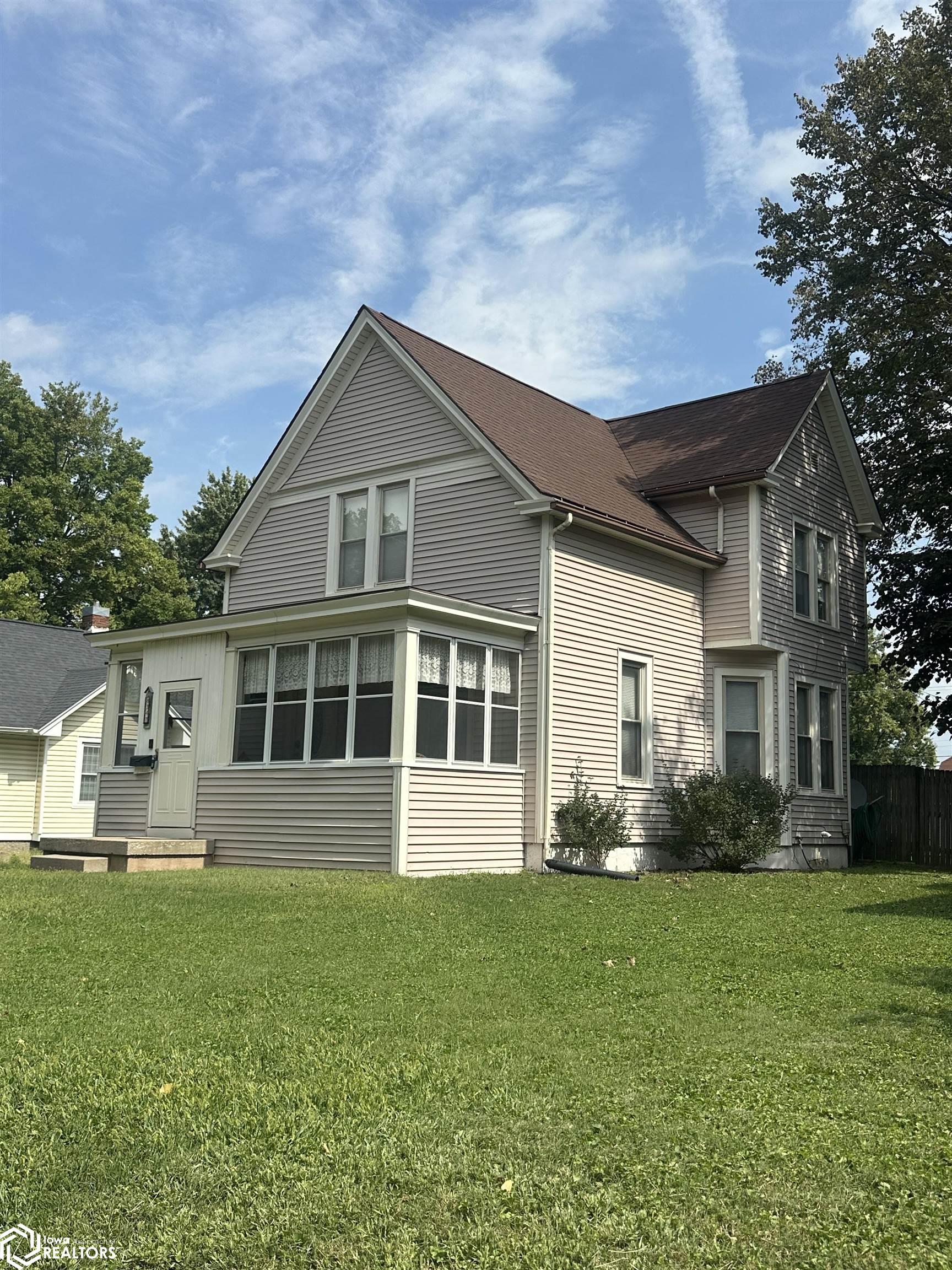 834 S Leebrick Street — photo