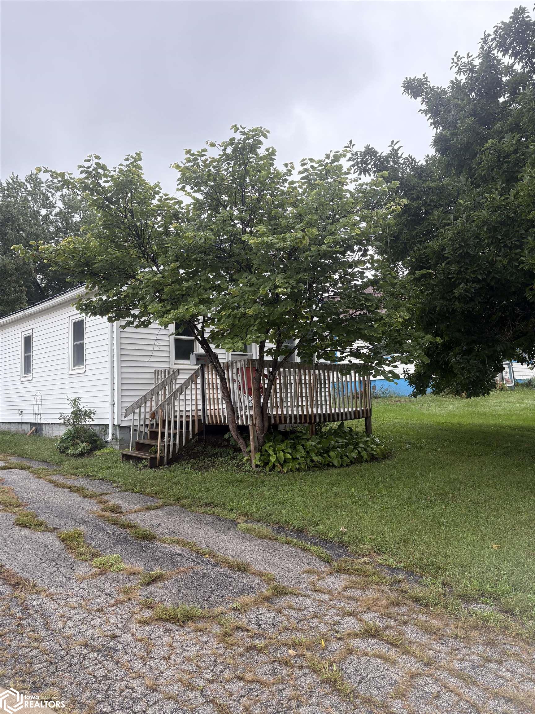 305 MC Kinley — photo