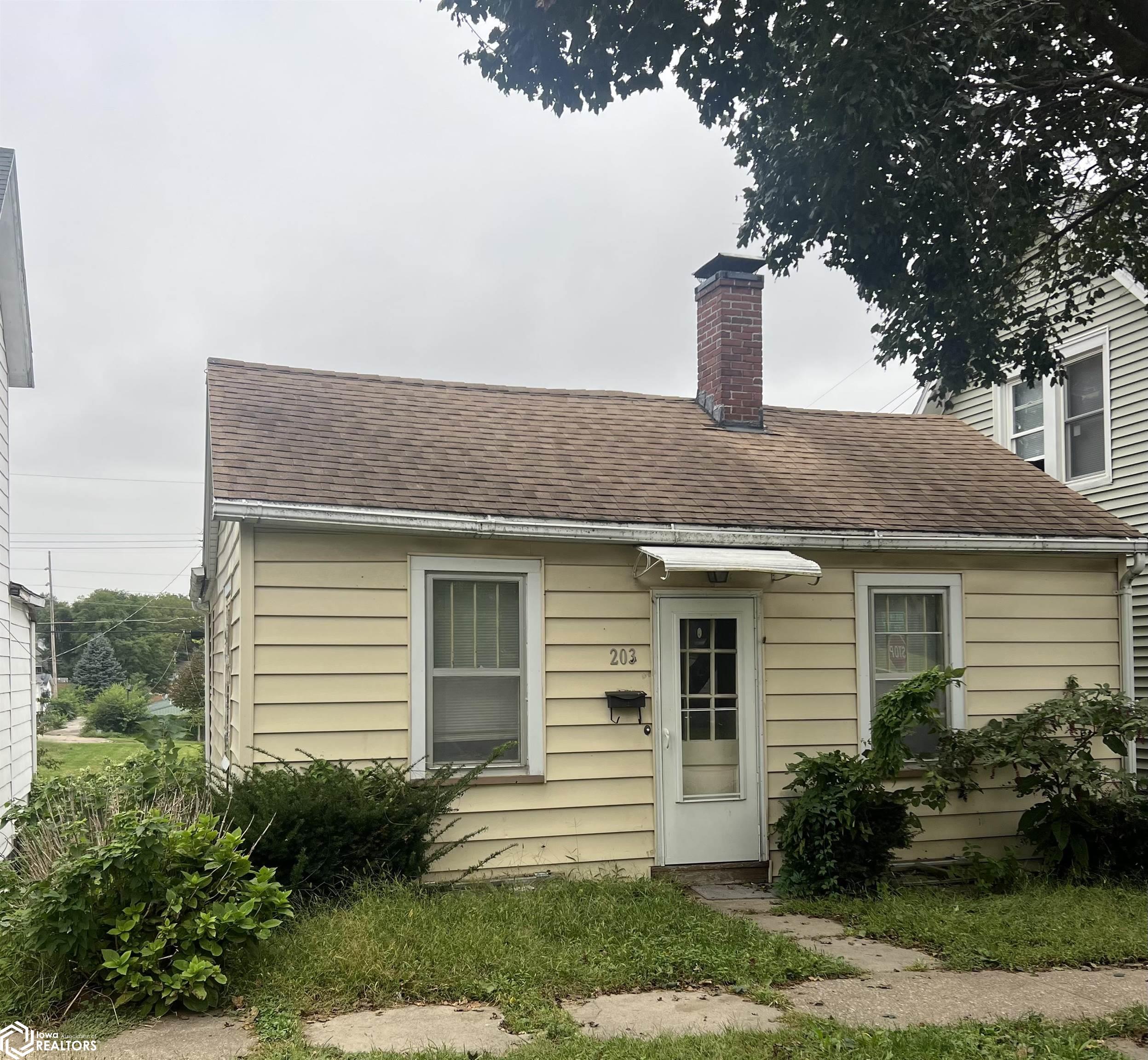 203 S 9th Street — photo