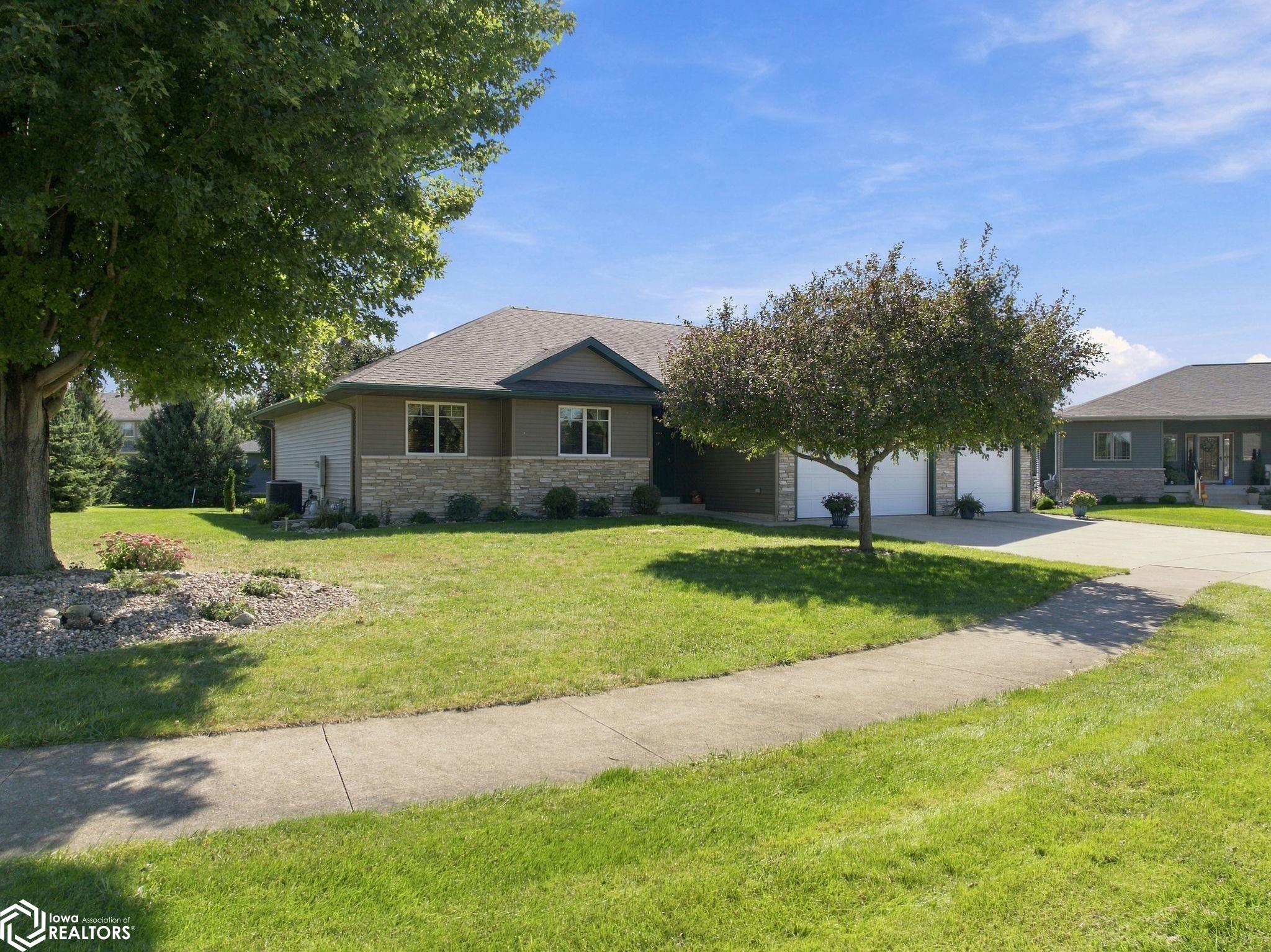 2923 Morning Star Court — photo