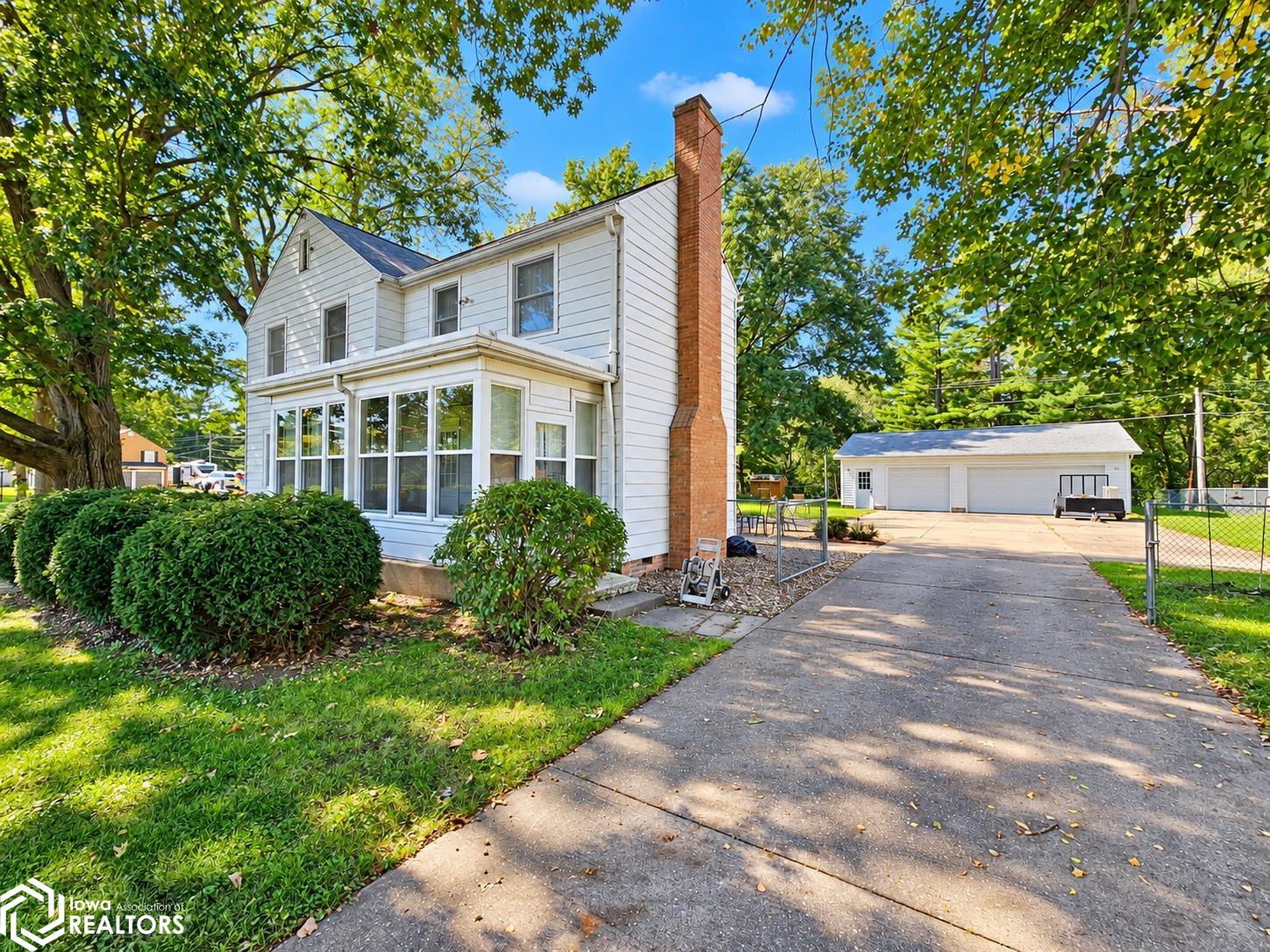 316 Crescent Drive — photo