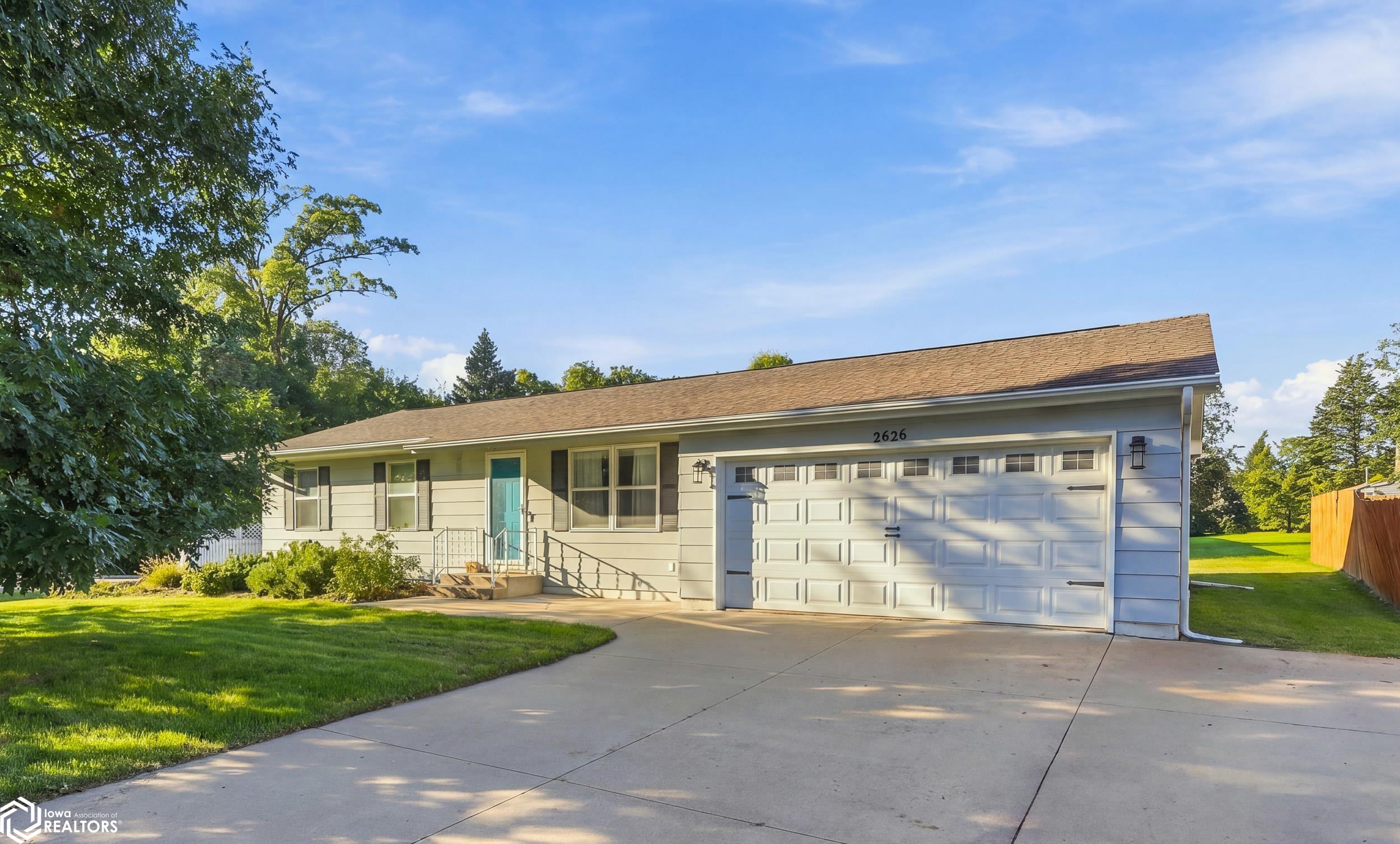 2626 Evergreen Drive — photo