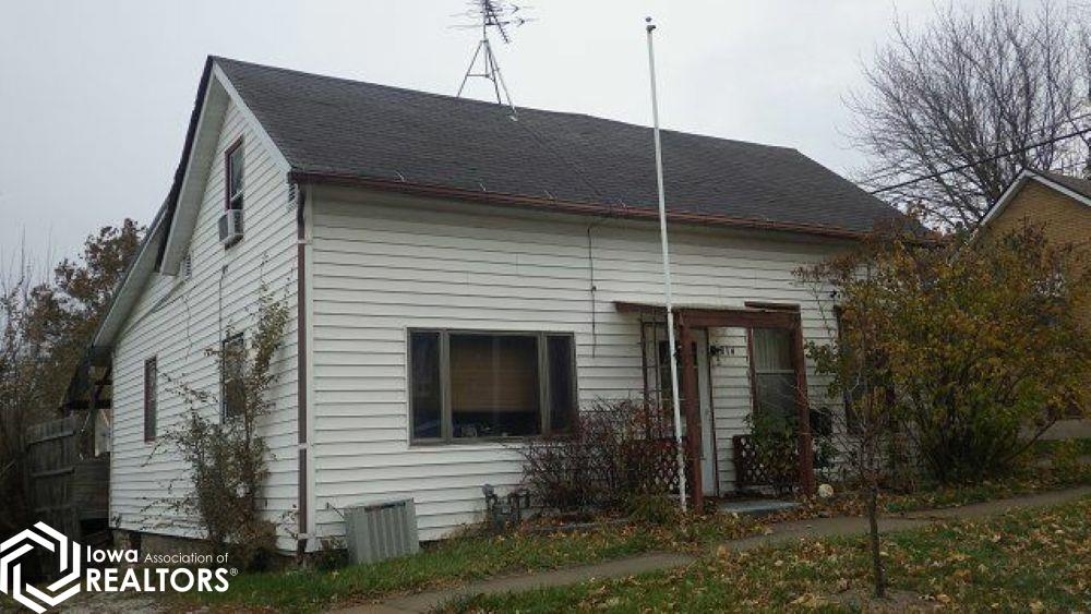 814 Linden Street — photo