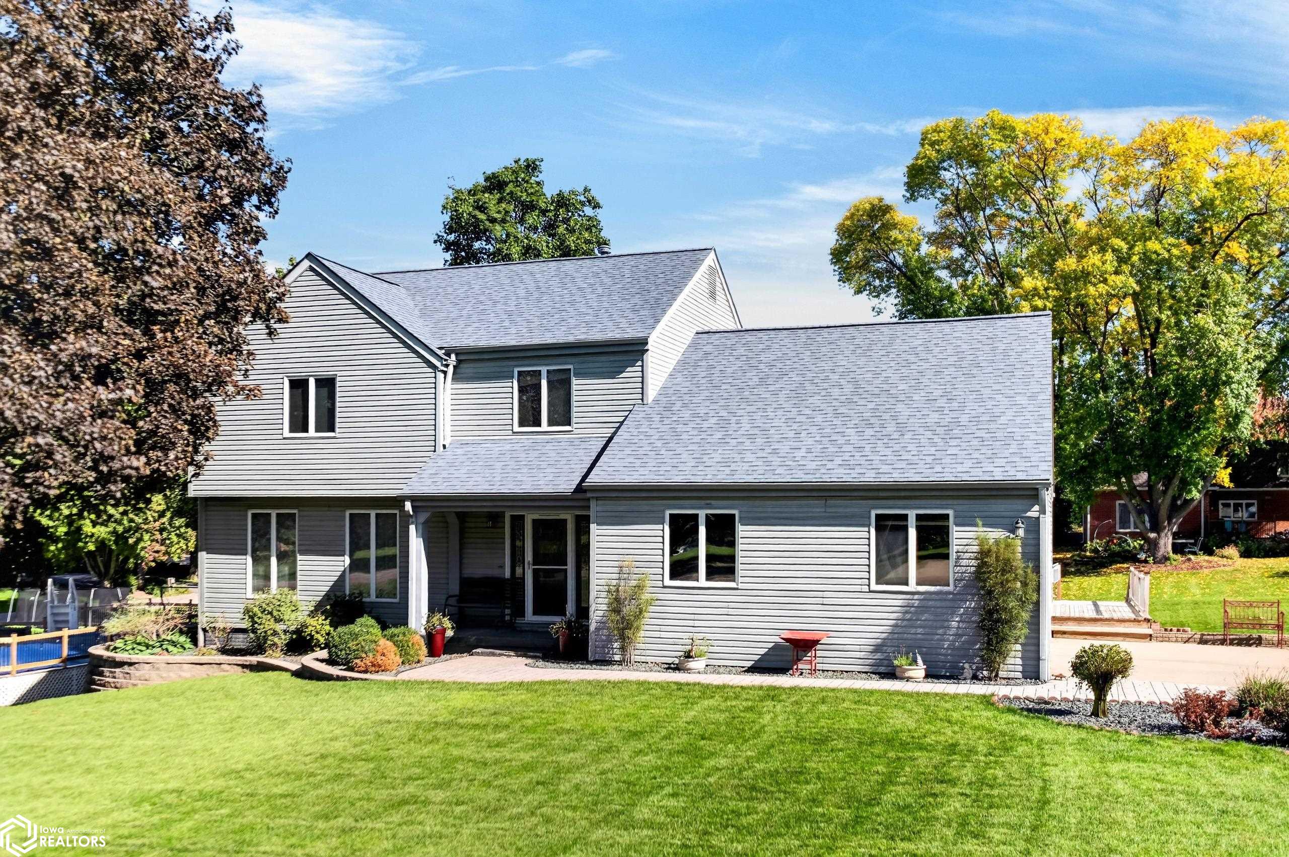 1714 Country Club Lane — photo