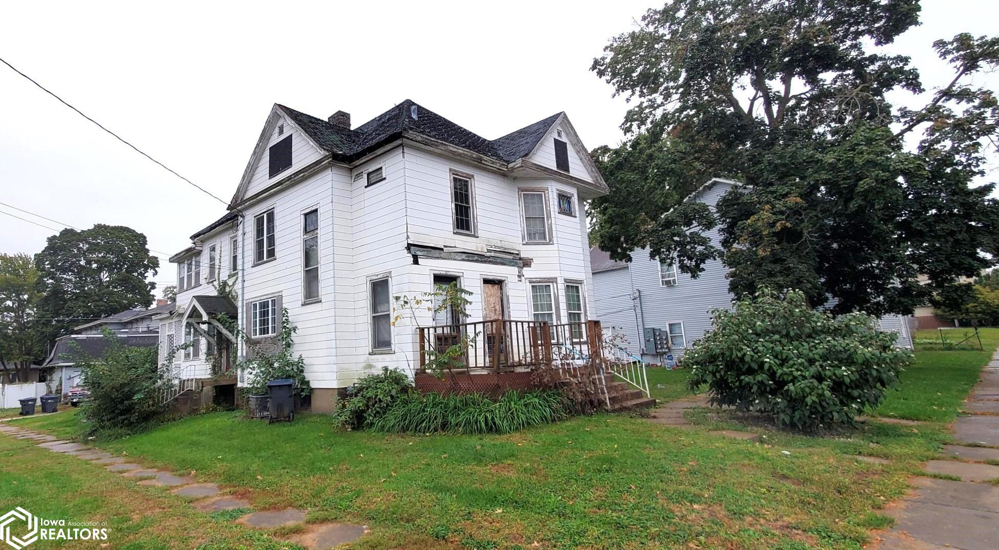 100 S Marshall Street — photo