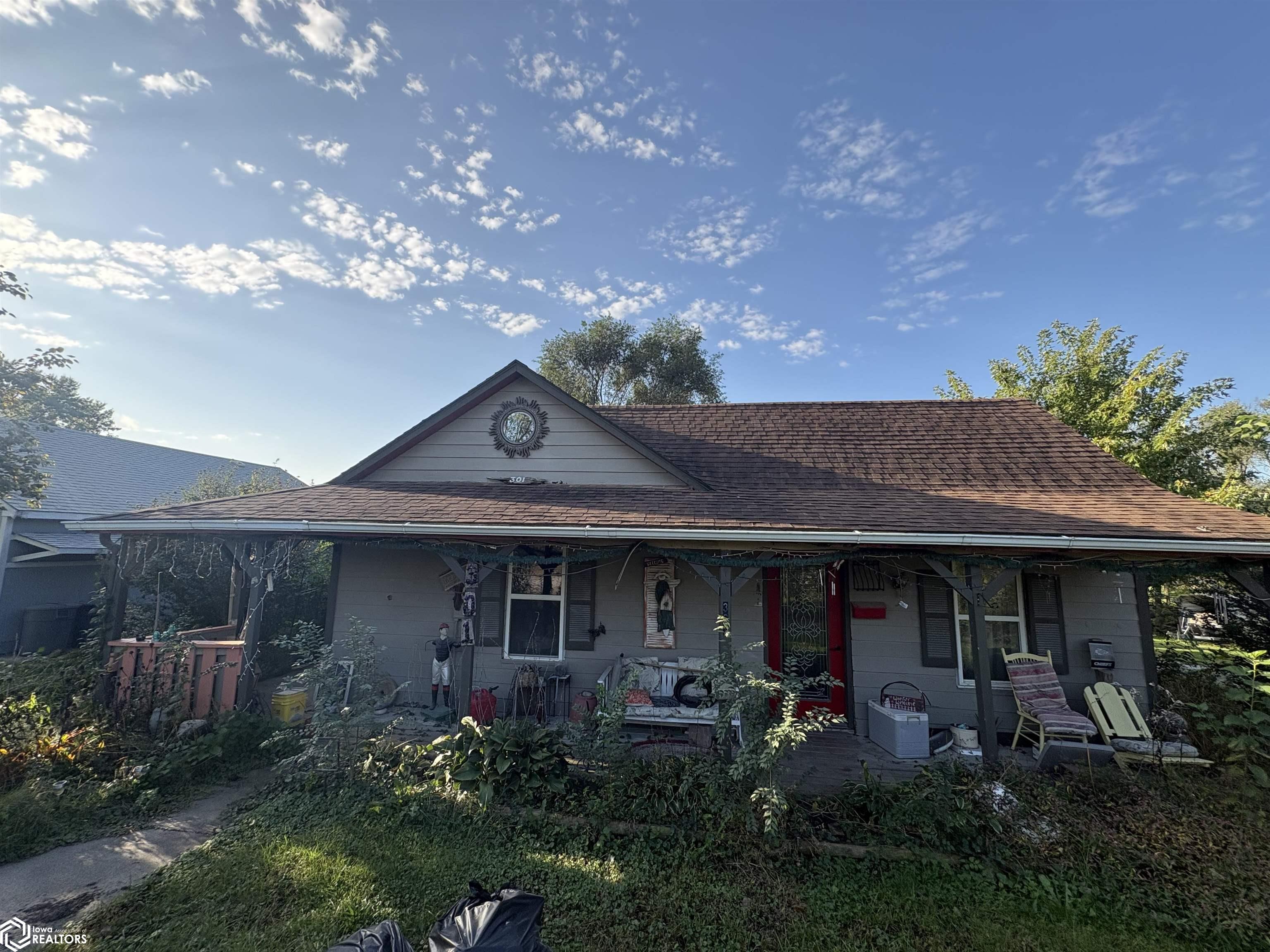 301 W Main Street — photo