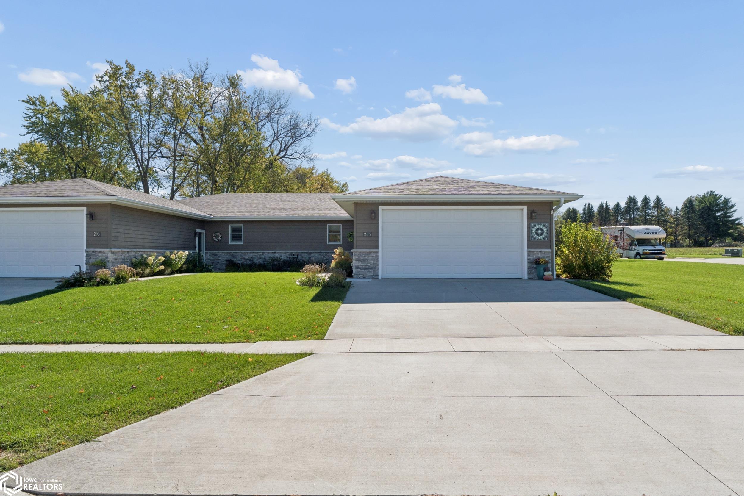 205 Sterling Drive — photo