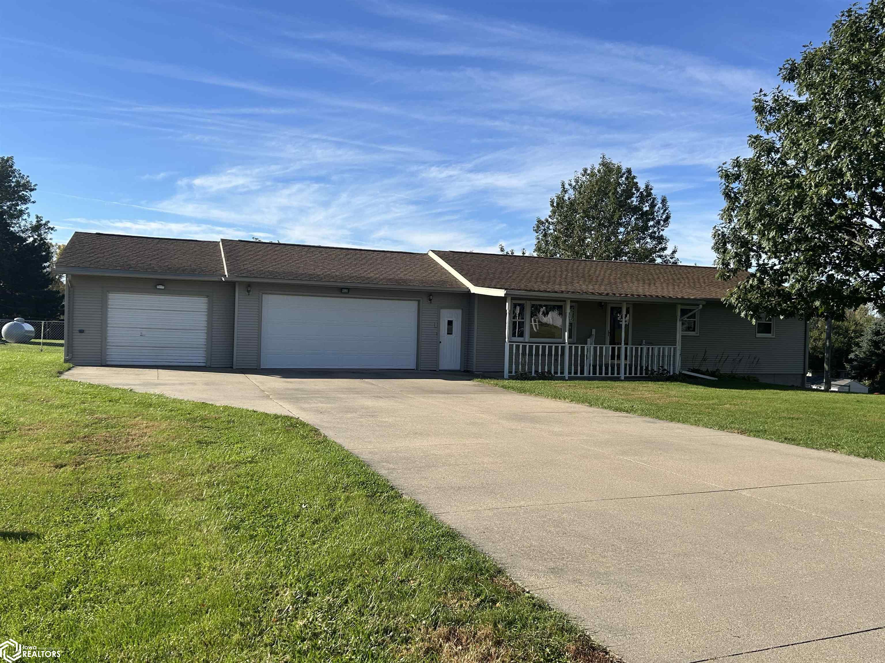 2724 Pickering Drive — photo