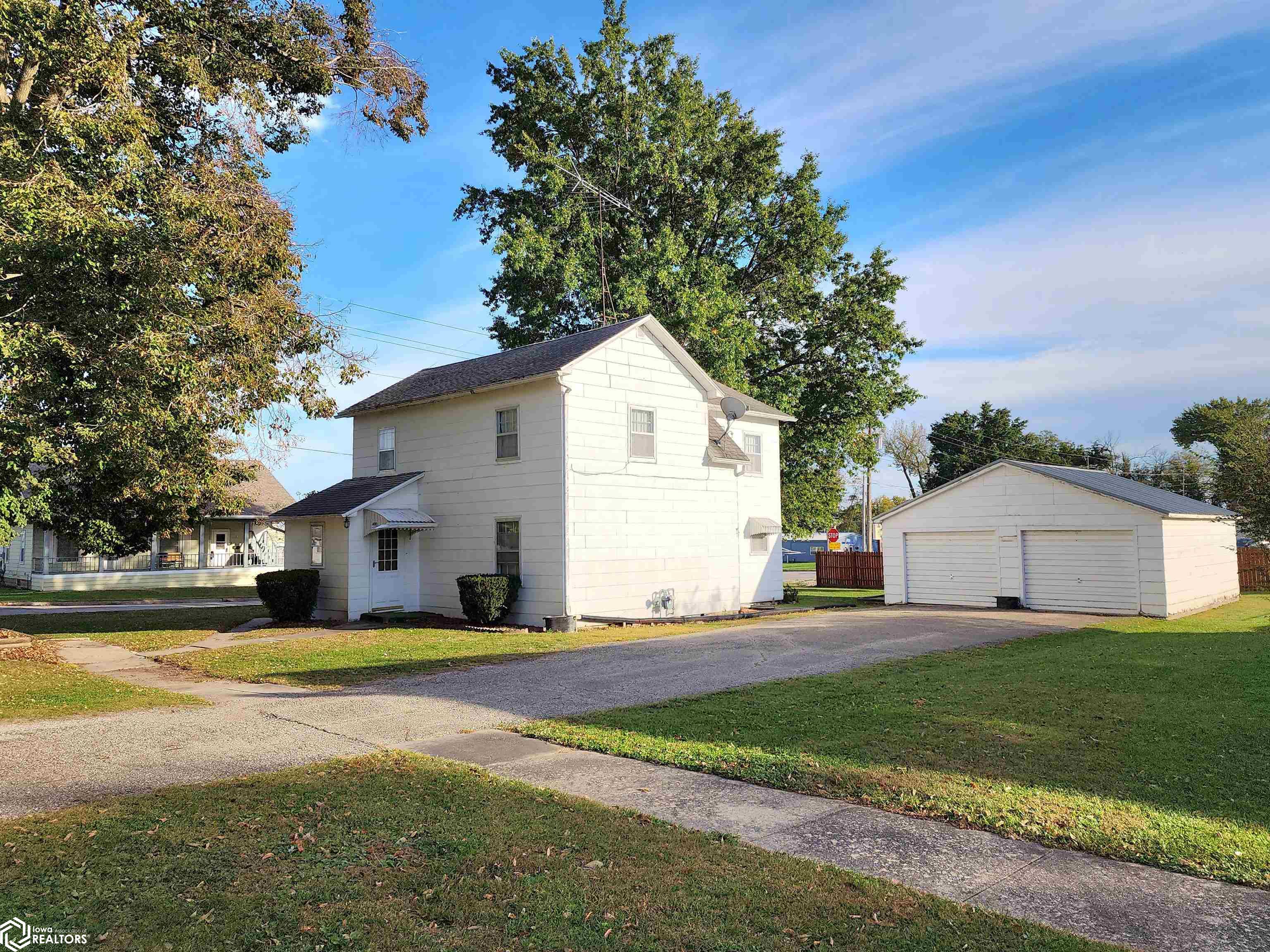 420 E State Street — photo