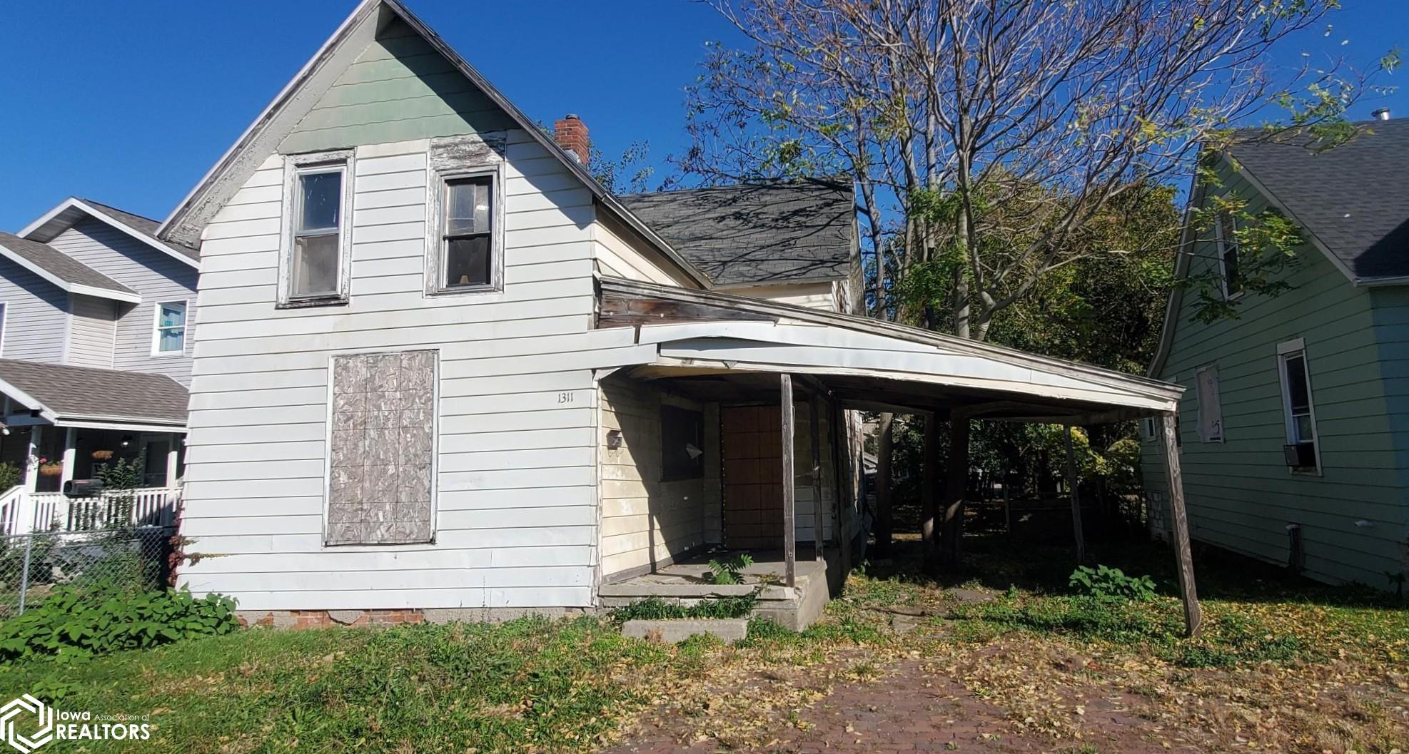 1311 E 14th Street — photo