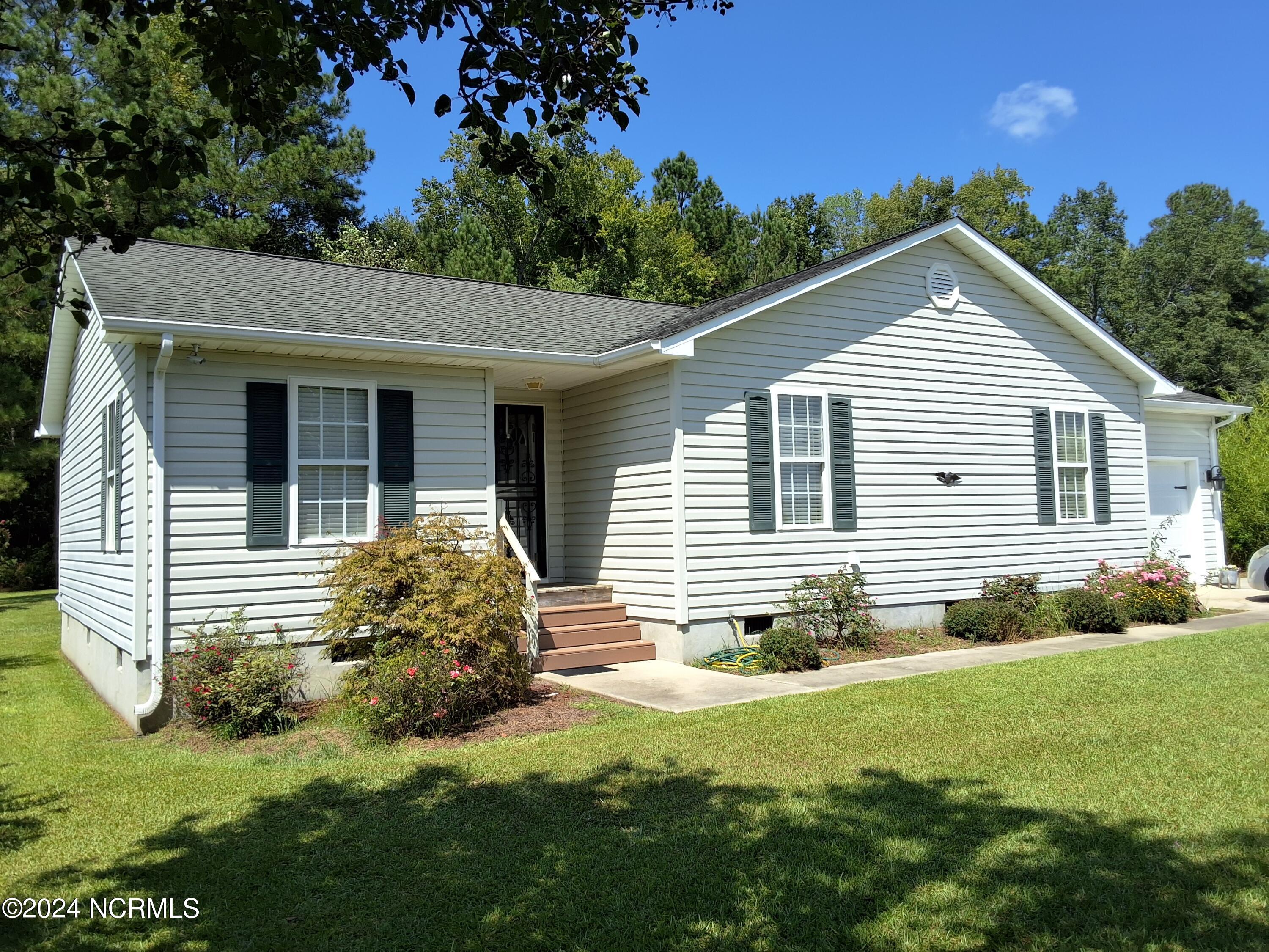 707 Blue Jean Road — photo