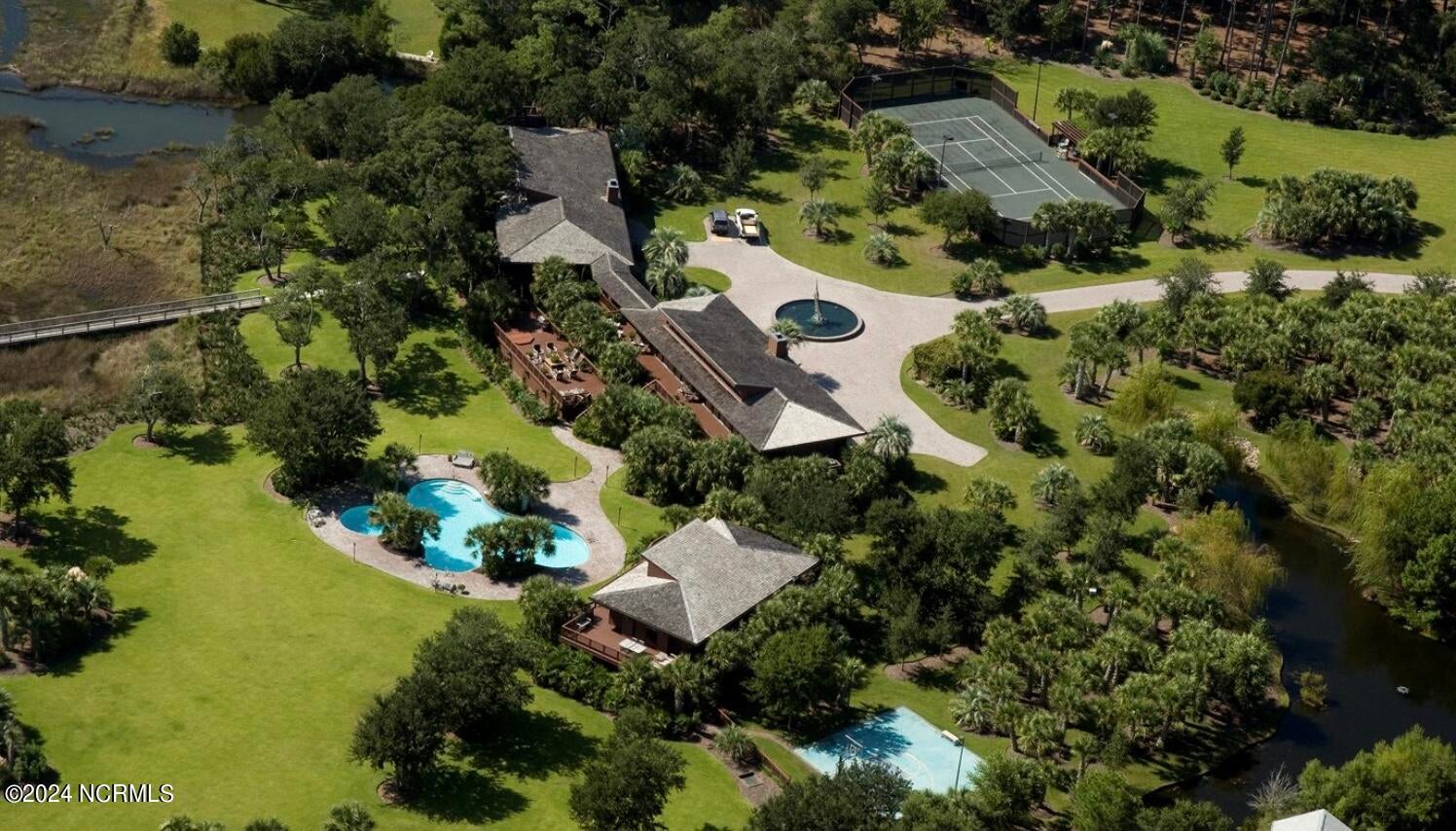 7422 Sea Lilly Lane — photo