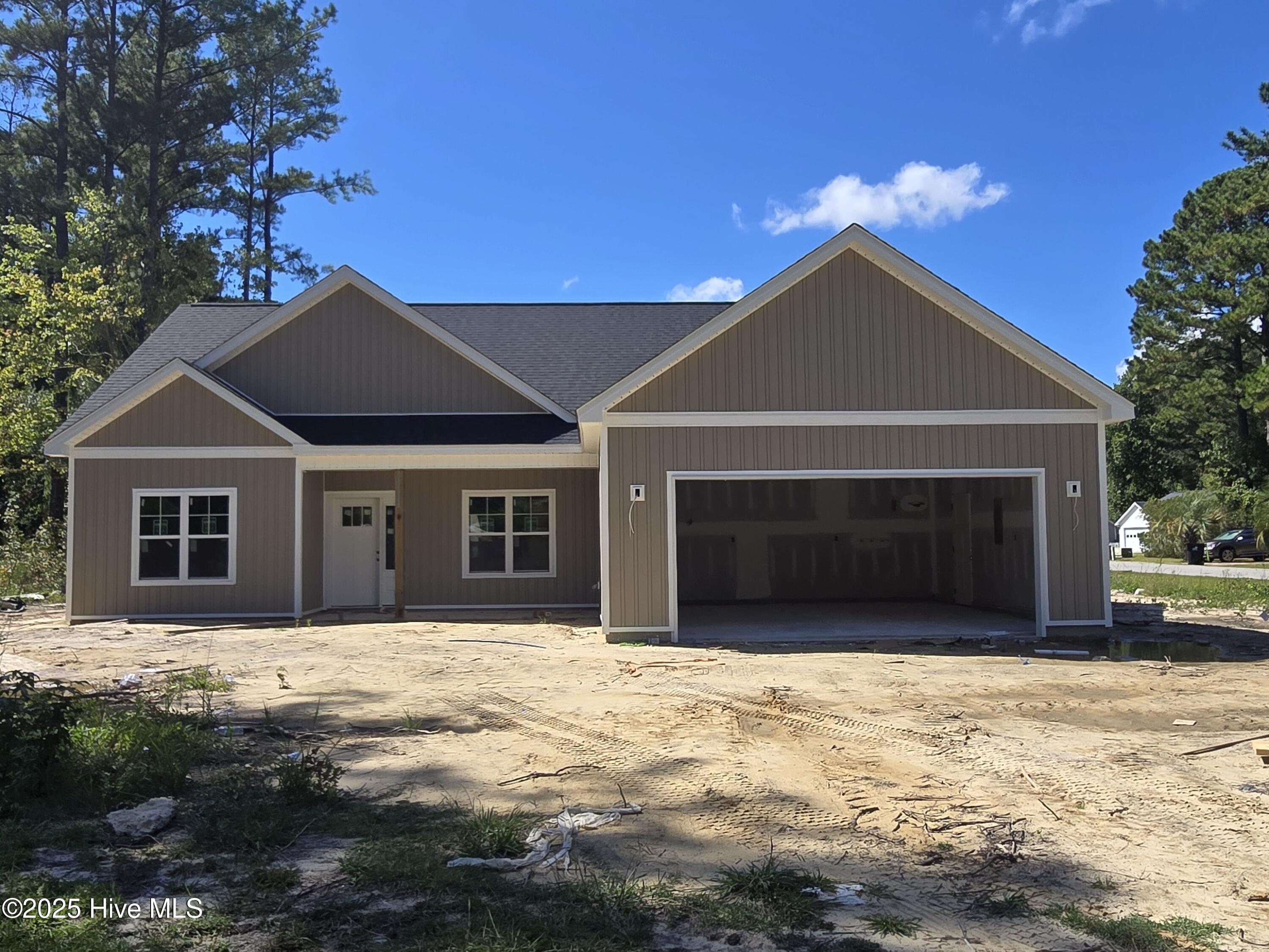 100 Maple Court — photo