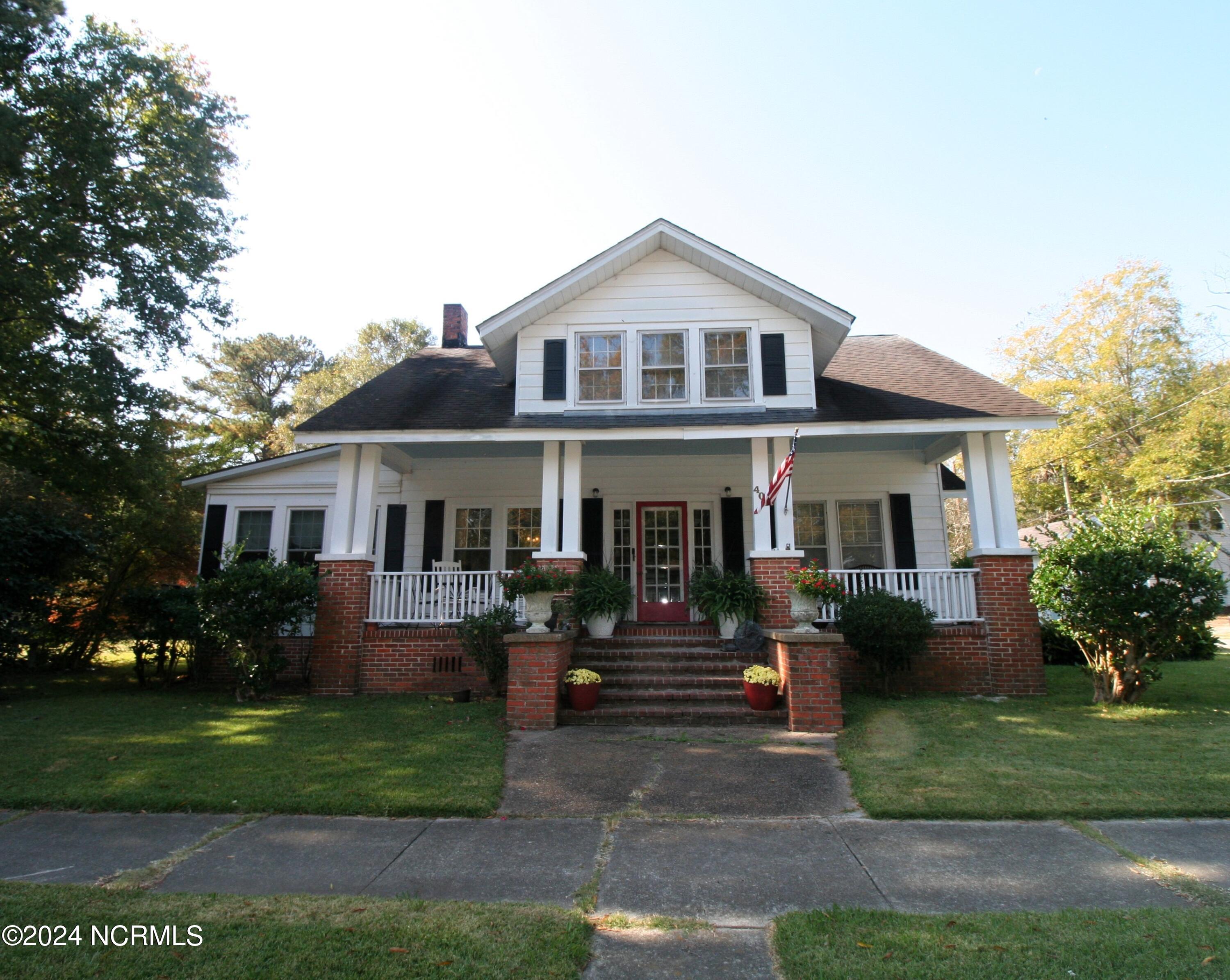 403 Washington Street — photo