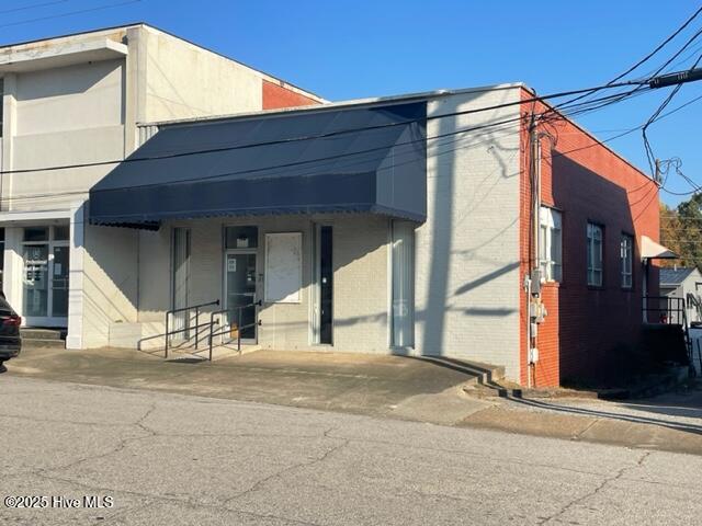 119 Courthouse Drive — photo