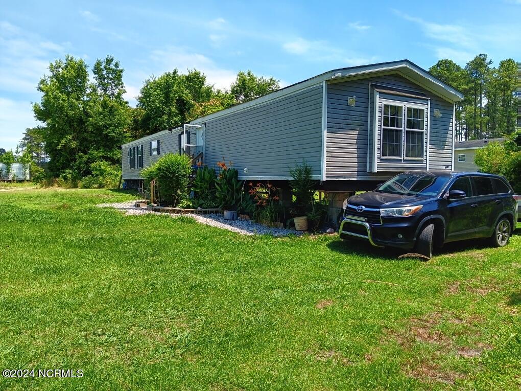 228 Hopkins Seafood Road — photo
