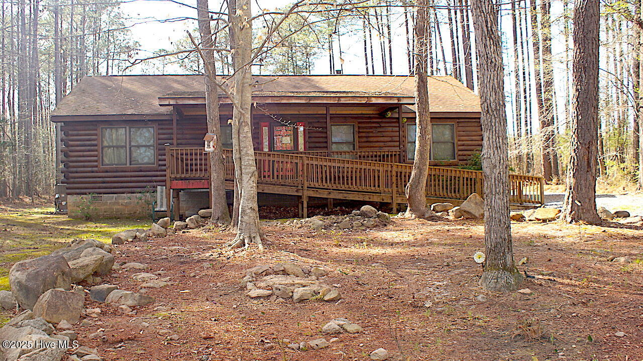 202 Waterside Drive — photo