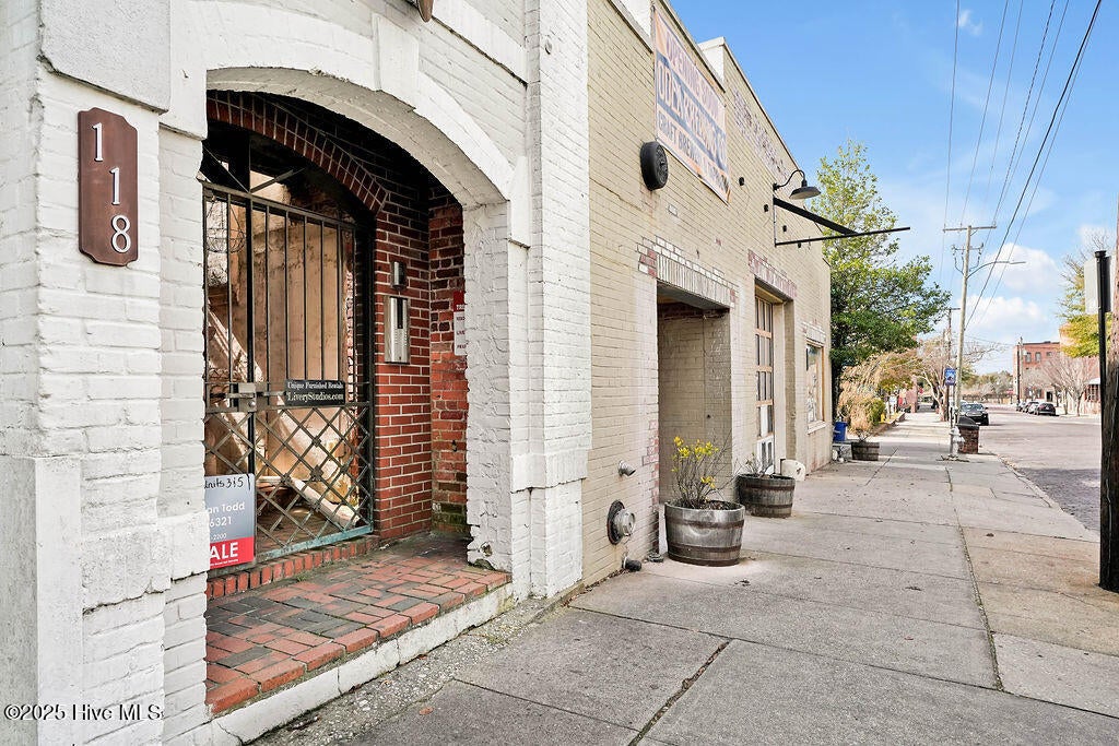 118 Dock Street Apt 9 — photo