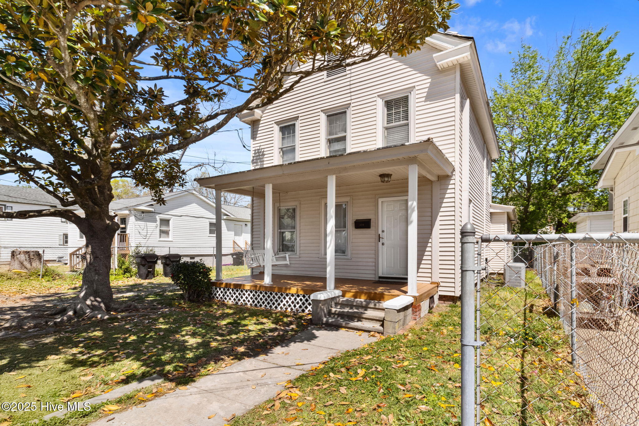 408 Walnut Street — photo