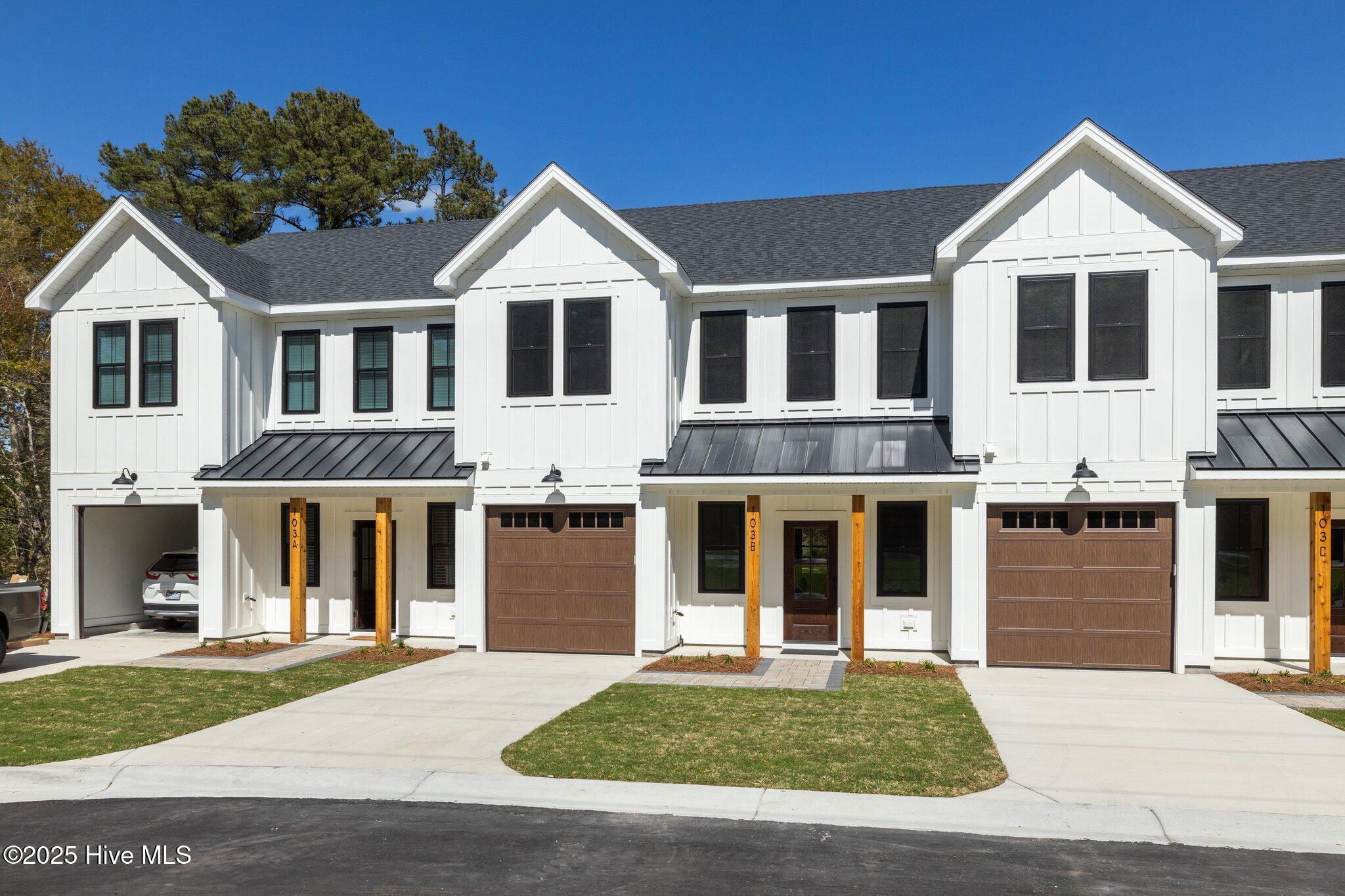 103 Star Lake Circle B — photo