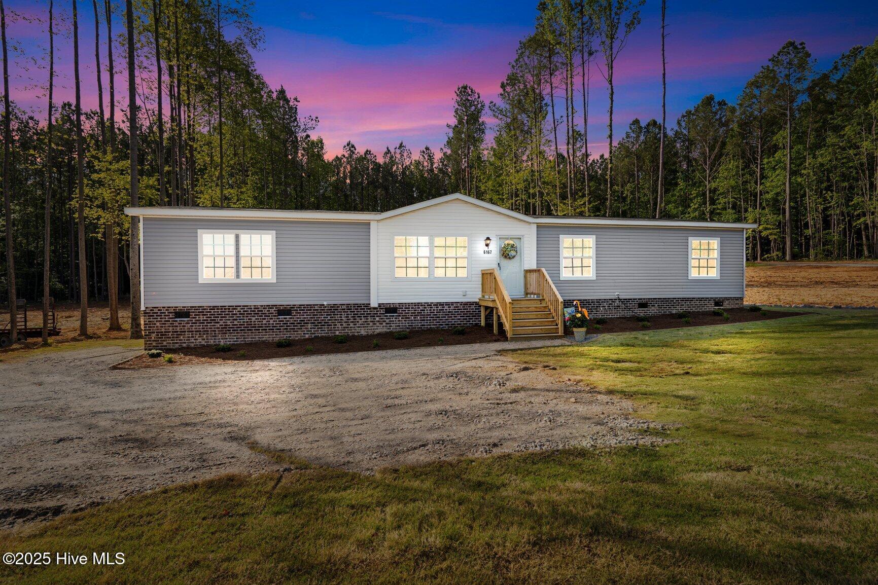 6167 Taylors Gin Road — photo