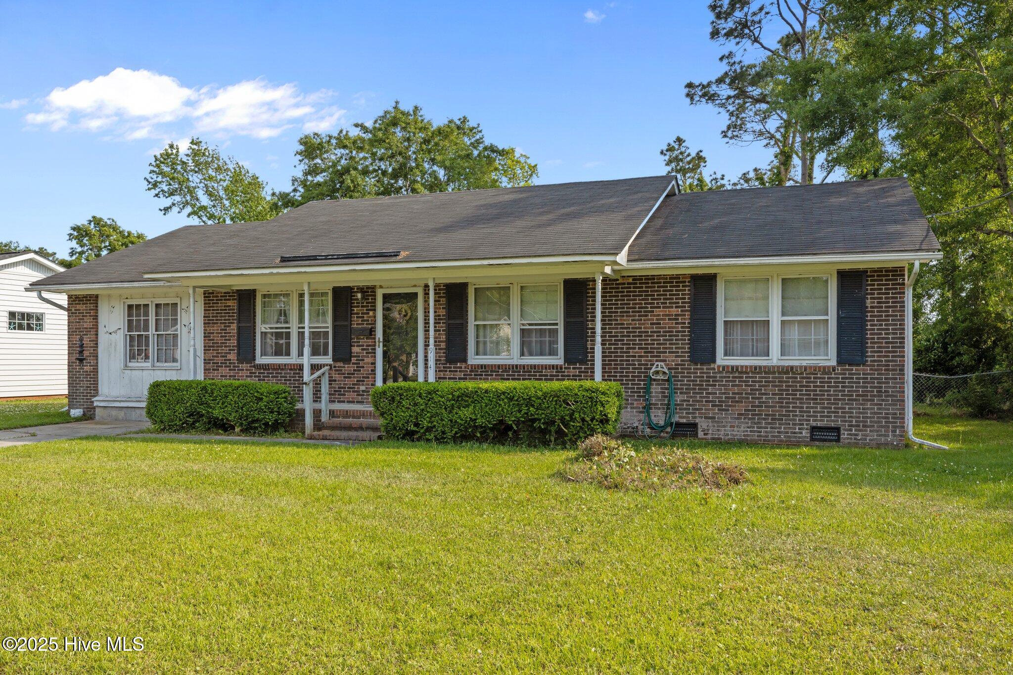 914 Harrell Drive — photo