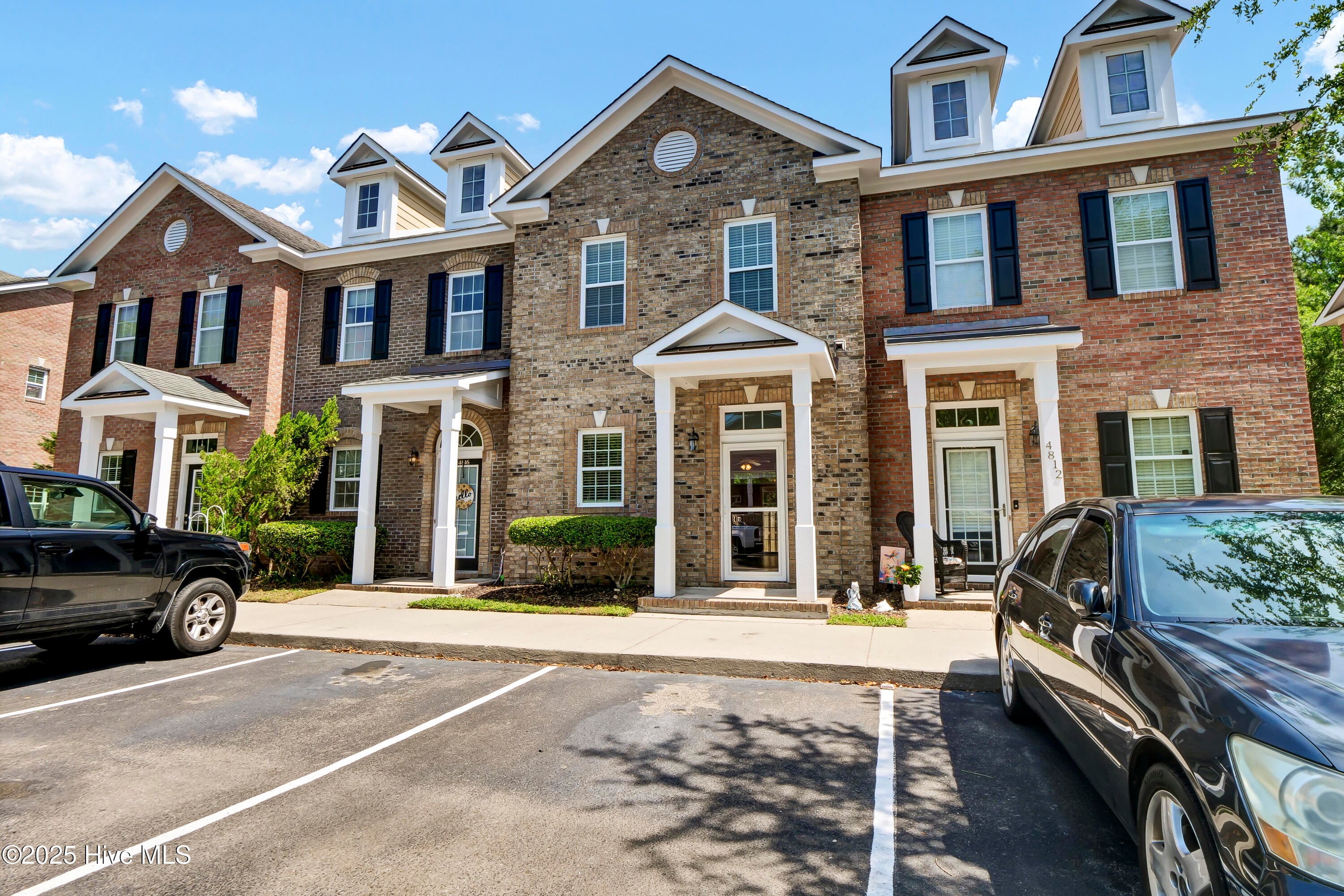 4814 Exton Park Loop — photo