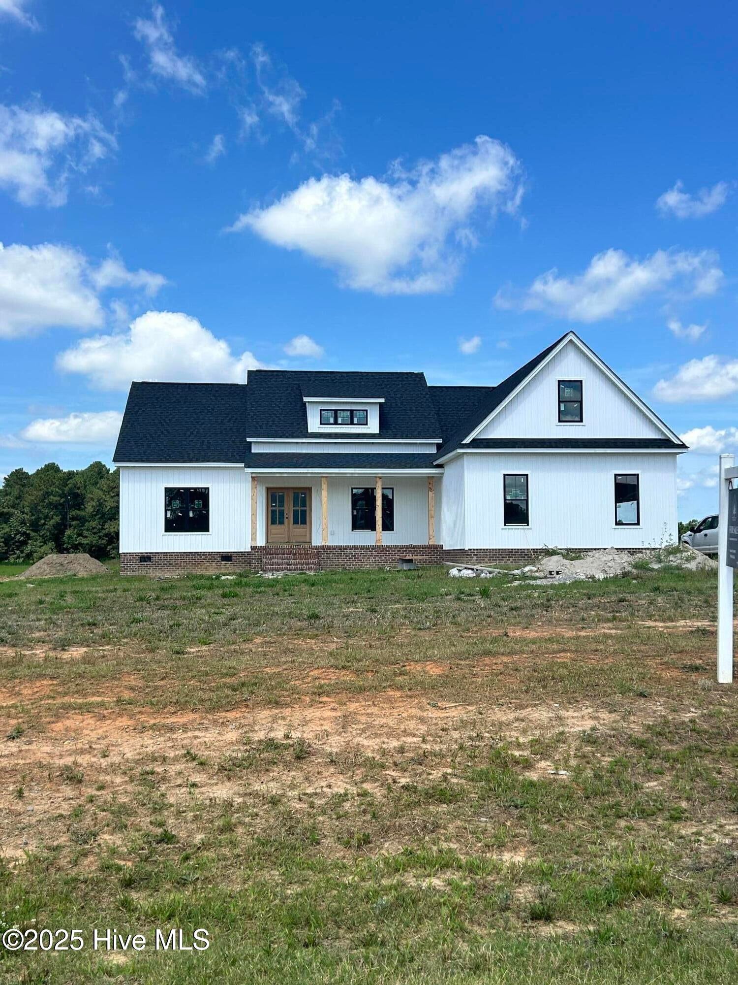 2237 Heartland Road — photo