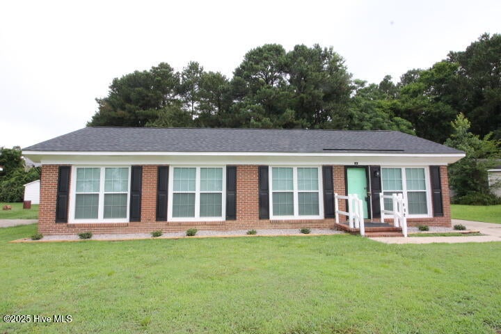 121 Walter Drive — photo