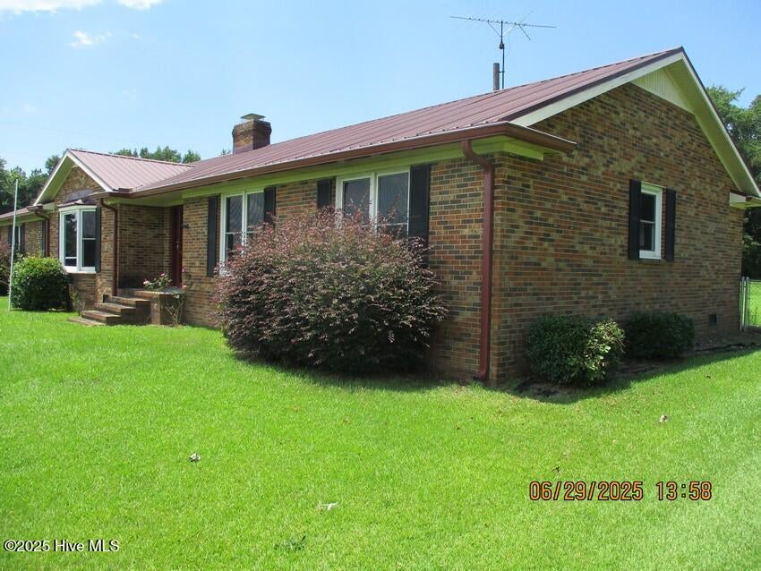 6930 Roseboro Highway — photo