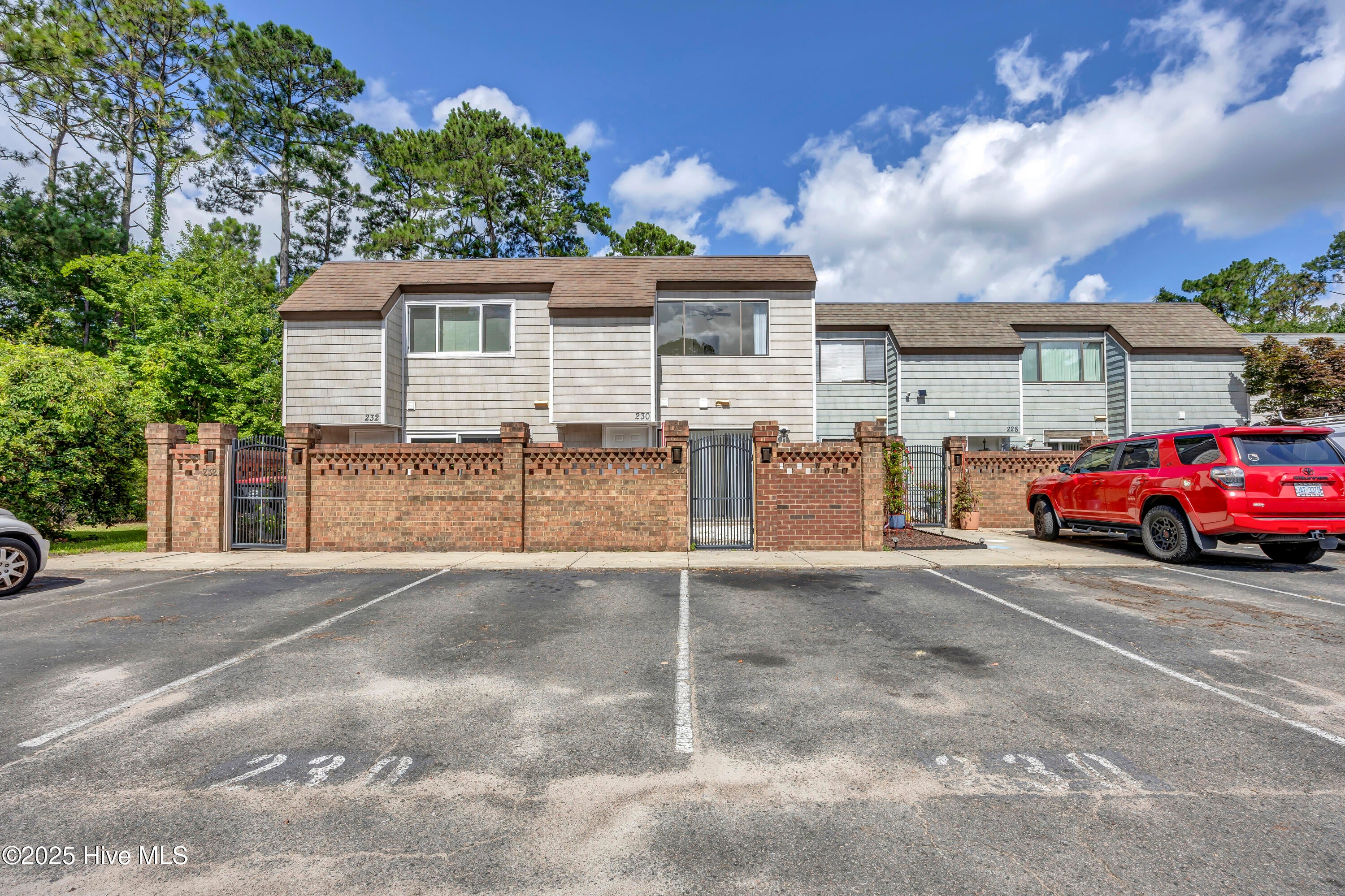 230 Dapple Court — photo