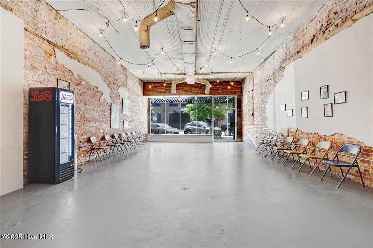 111 N Queen Street — photo